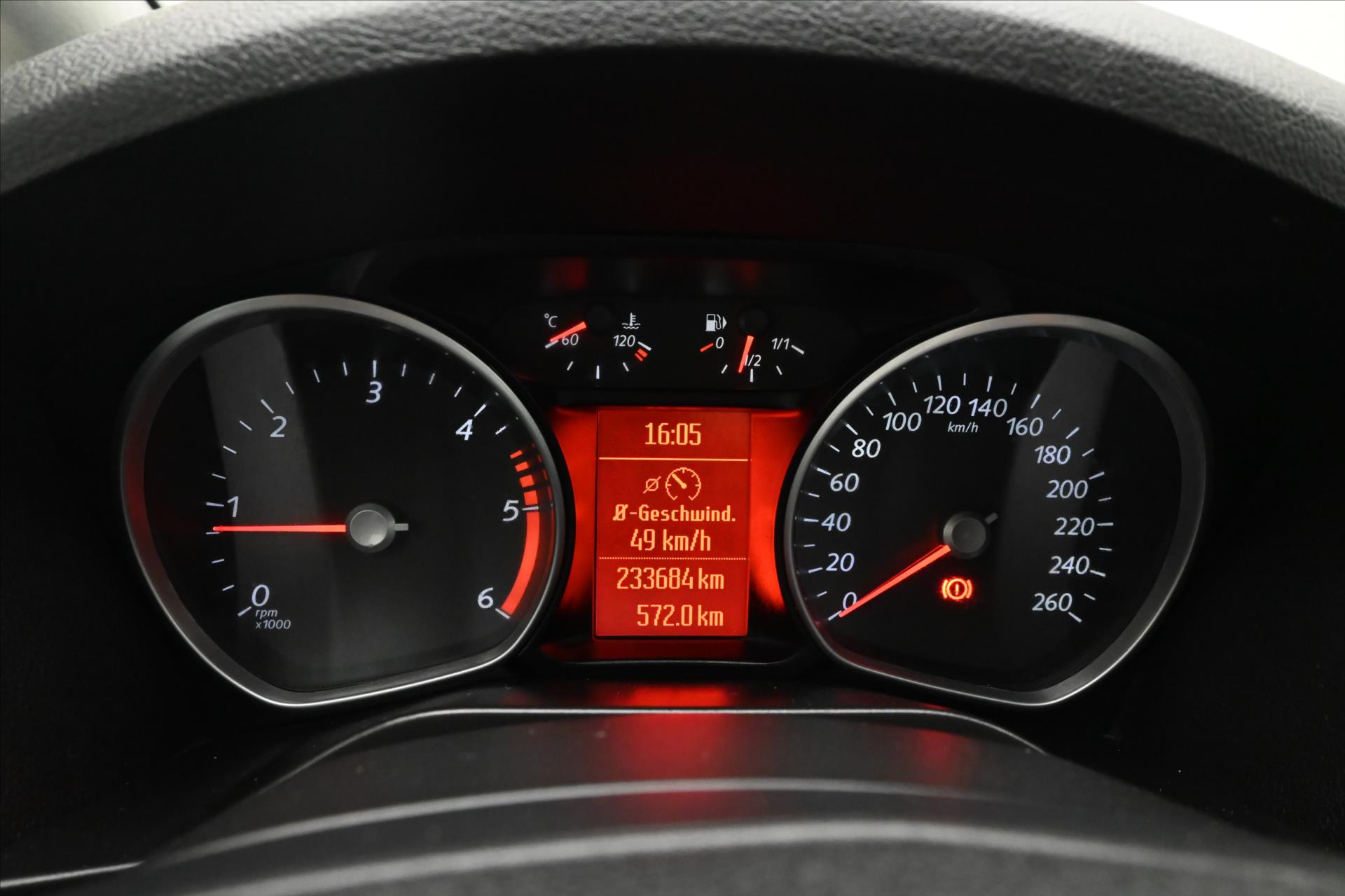 Hlavní fotografie vozu Ford S-MAX 2,0 TDCi 103kW NAVI Výhřev sedaček (16)