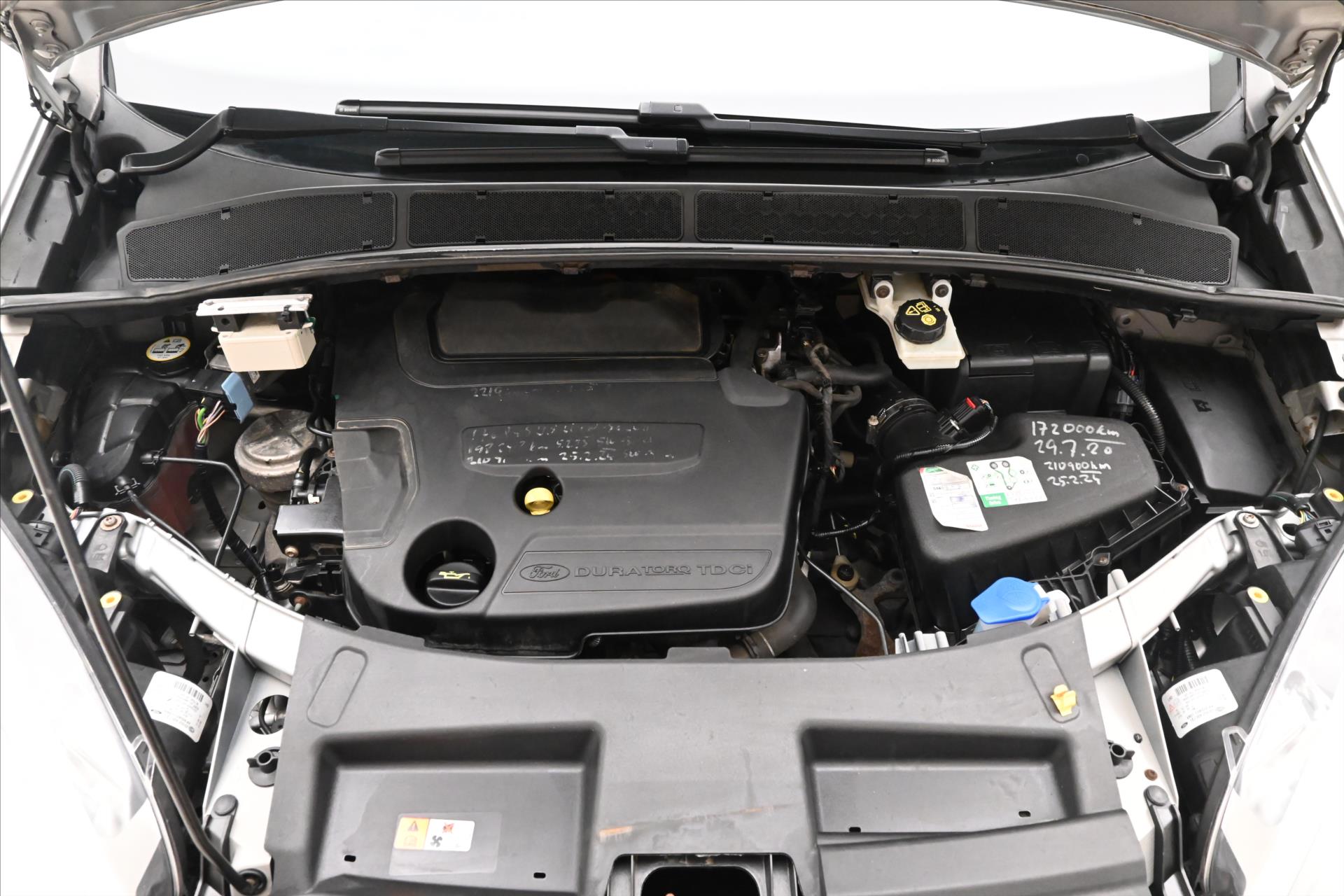 Hlavní fotografie vozu Ford S-MAX 2,0 TDCi 103kW NAVI Výhřev sedaček (9)