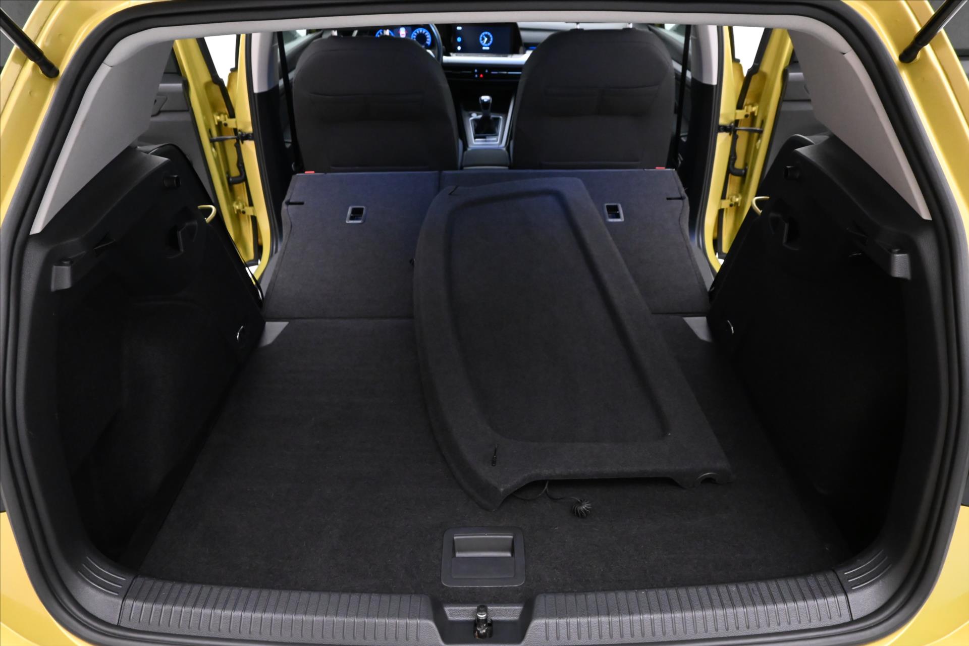 Hlavní fotografie vozu Volkswagen Golf 1,0 TSI 81 kW Life Záruka až 5 let (12)
