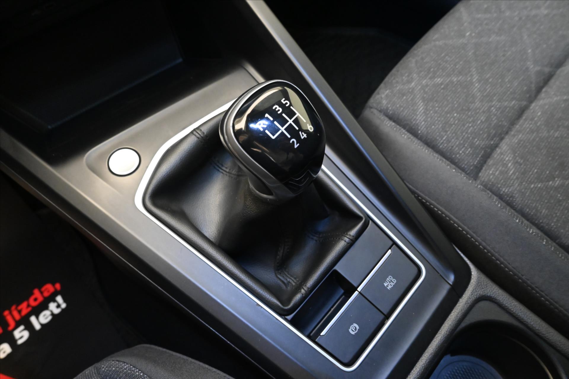 Hlavní fotografie vozu Volkswagen Golf 1,0 TSI 81kW Life Záruka až 5 let (22)