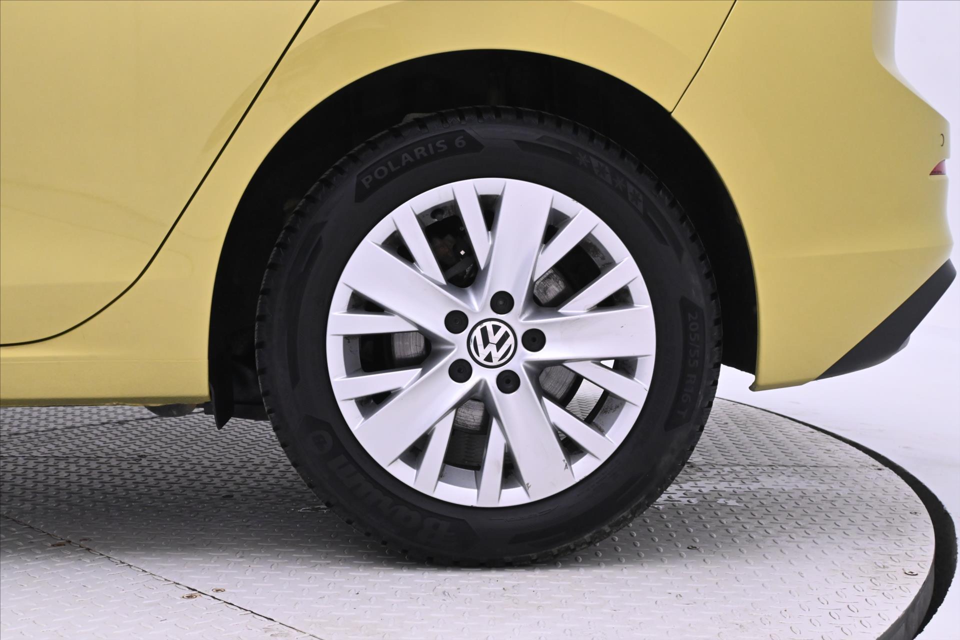 Hlavní fotografie vozu Volkswagen Golf 1,0 TSI 81kW Life Záruka až 5 let (30)