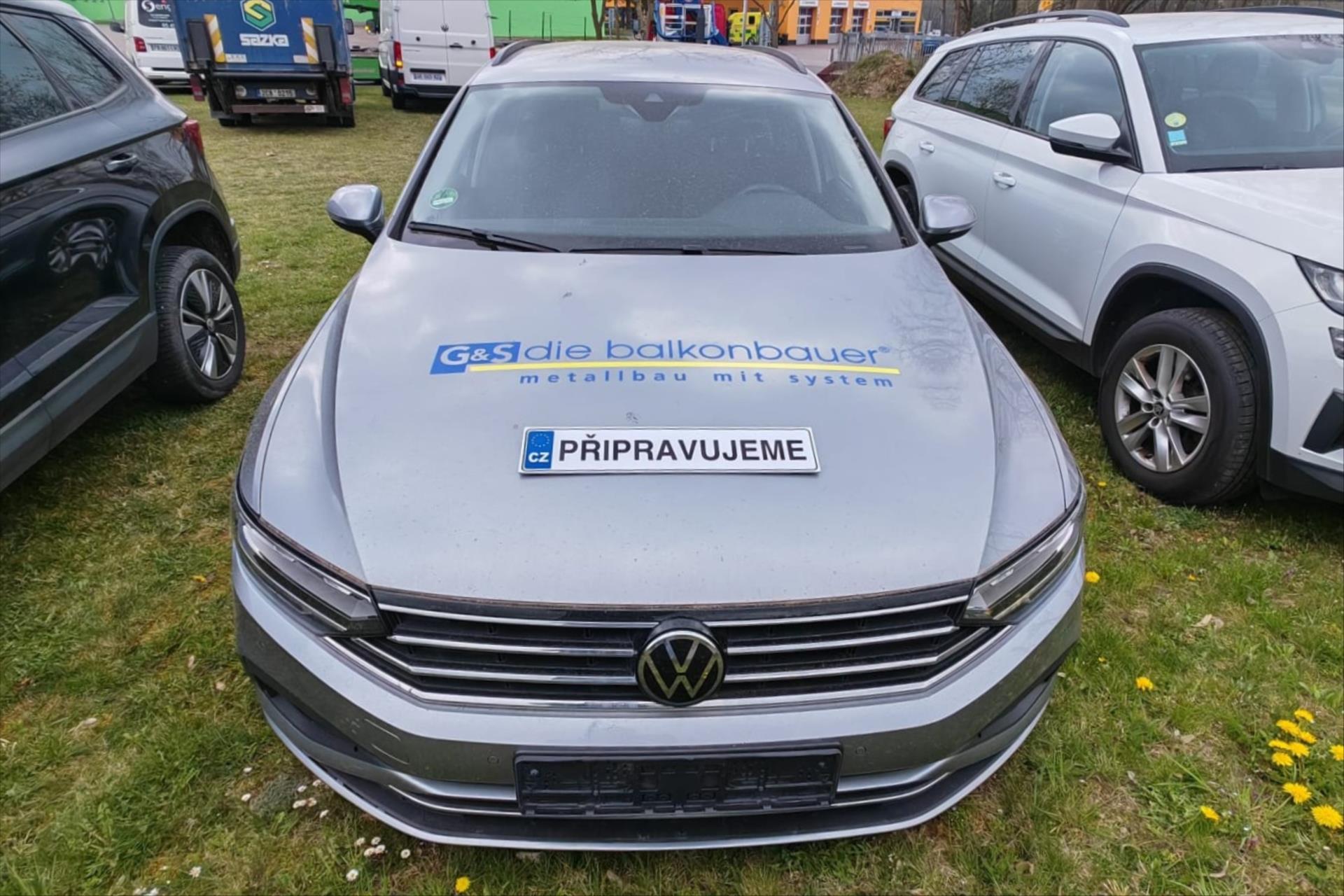Volkswagen Passat 2,0 TDI 110kW DSG Business VŮZ PŘIPRAVUJEME K PRODEJI