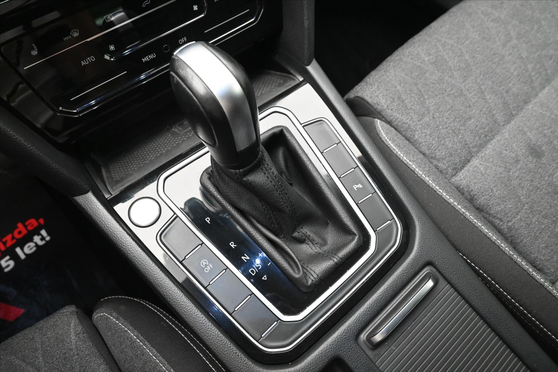 Hlavní fotografie vozu Volkswagen Passat 2,0 TDI 110kW DSG Business Záruka až 5 let (23)