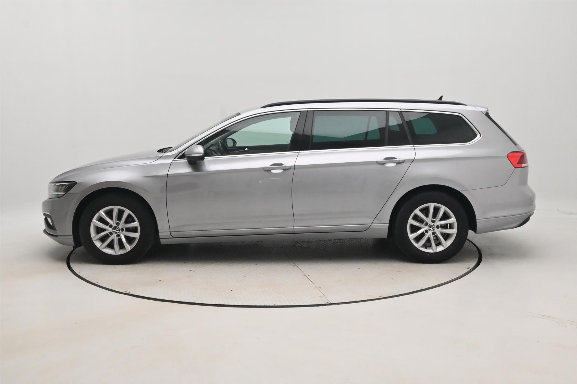 Hlavní fotografie vozu Volkswagen Passat 2,0 TDI 110kW DSG Business Záruka až 5 let (8)
