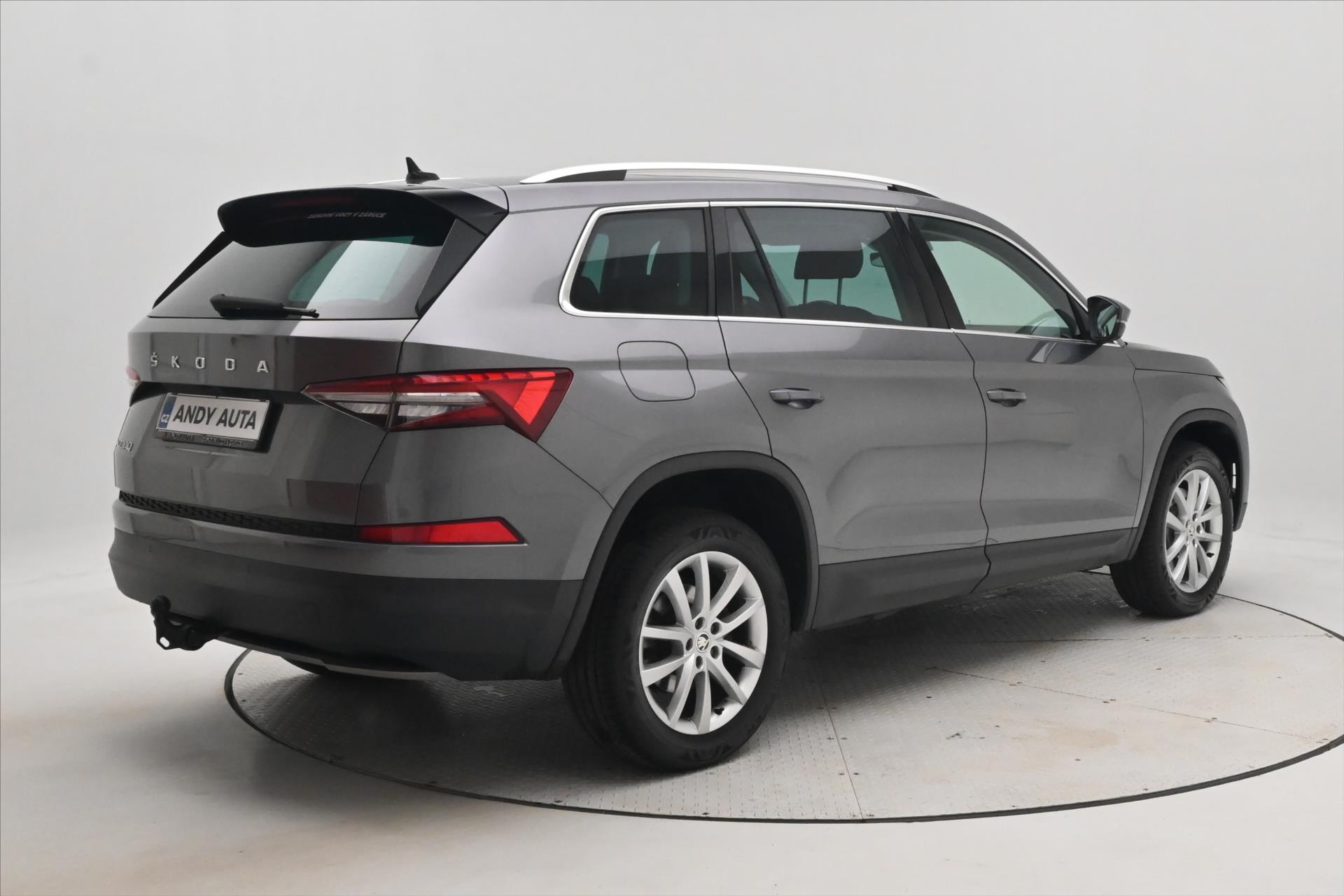 Hlavní fotografie vozu Škoda Kodiaq 2,0 TDI 110kW DSG 7MÍST Style Záruka až 5 let (6)