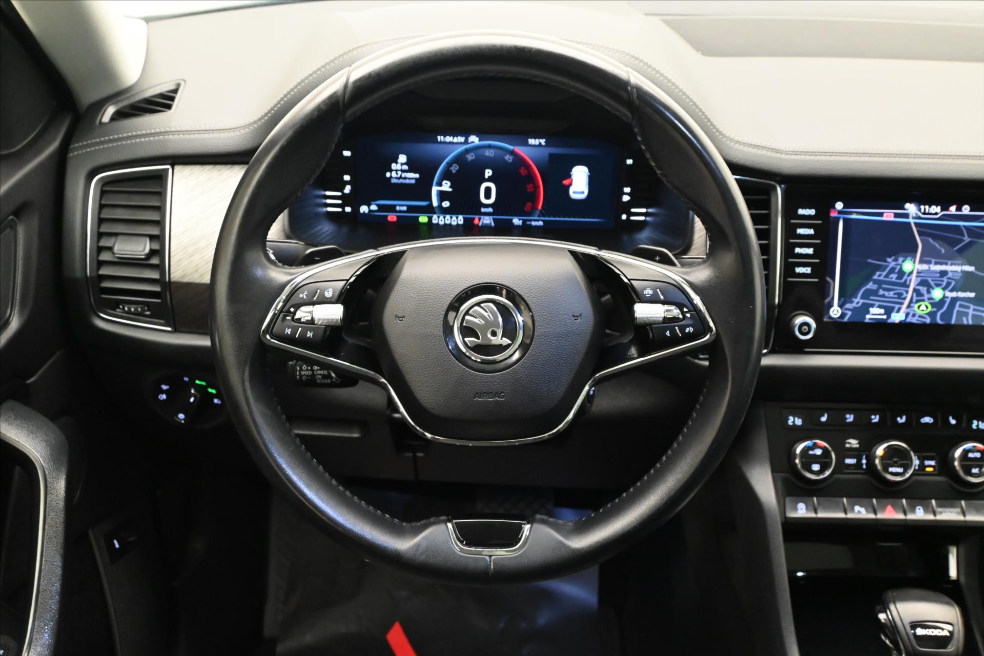 Main photo of the car Skoda Kodiaq 2.0 TDI 110kW DSG Style Warranty up to 5 years (19)