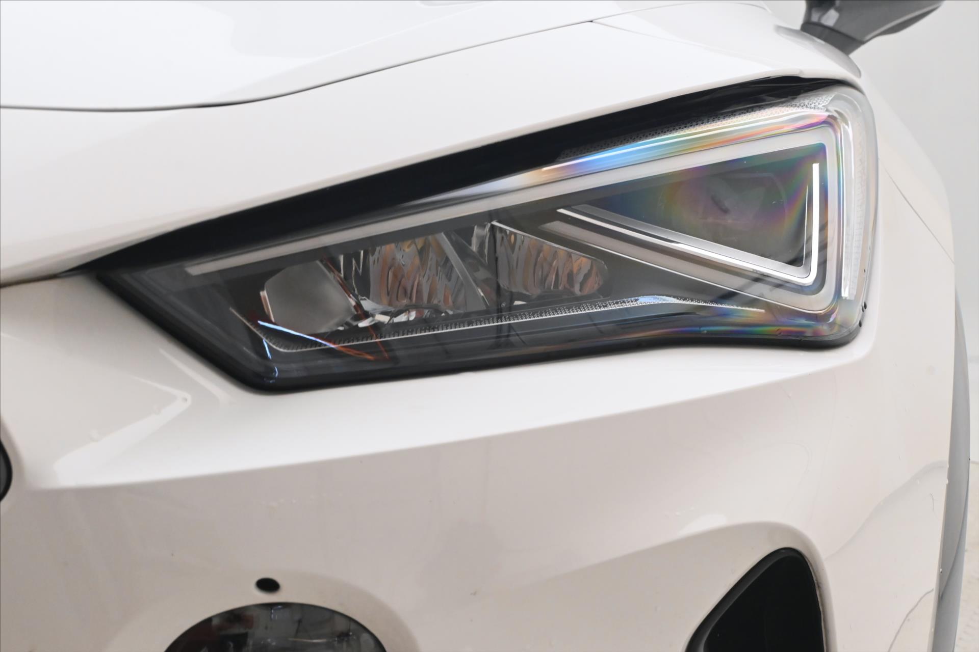 Hlavní fotografie vozu Cupra Formentor 2,0 TDI 110kW DSG 4x4 Záruka až 5 let (29)