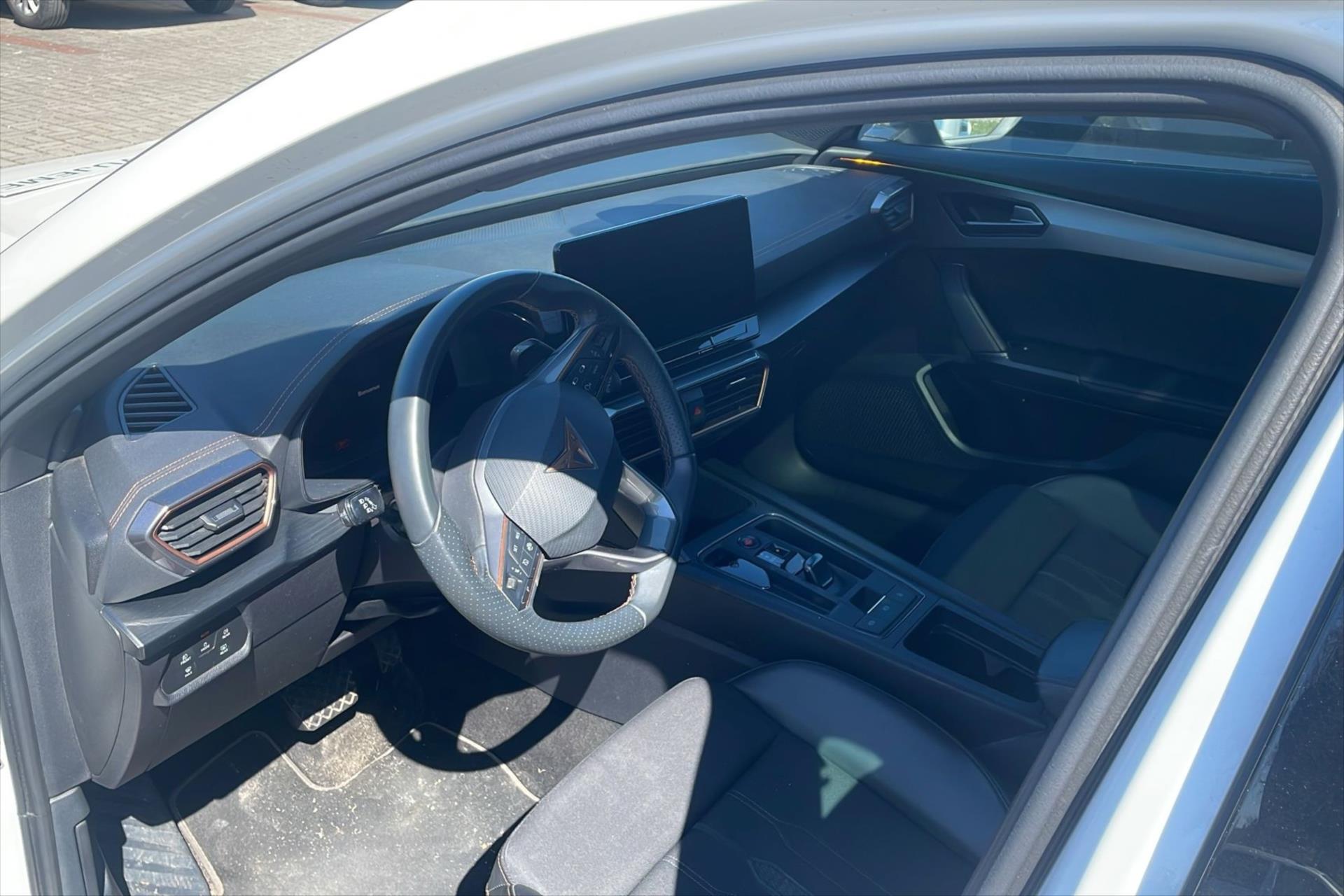 Hlavní fotografie vozu Cupra Formentor 2,0 TDI 110kW DSG VŮZ PŘIPRAVUJEME K PRODEJI (3)