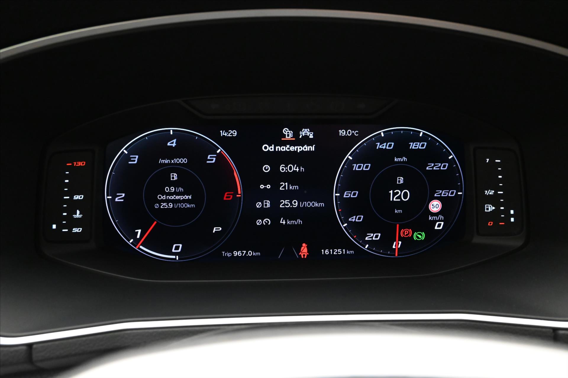 Hlavní fotografie vozu Seat Tarraco 2,0 TDI 110 kW DSG Style Záruka až 5 let (16)