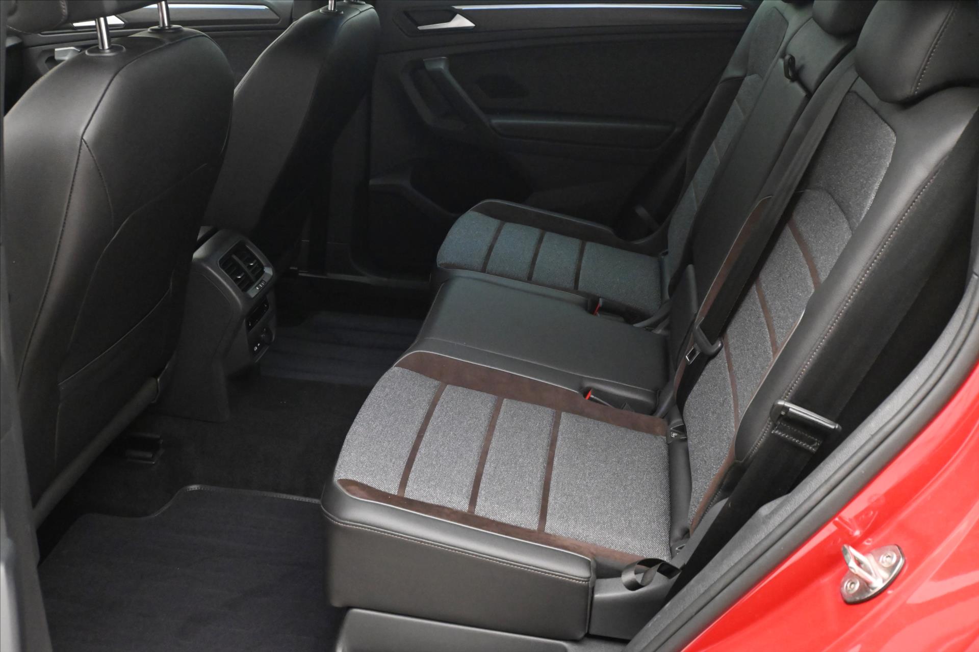 Hlavní fotografie vozu Seat Tarraco 2,0 TDI 147 kW 4x4 DSG XCELLENCE Záruka až 5 let (14)