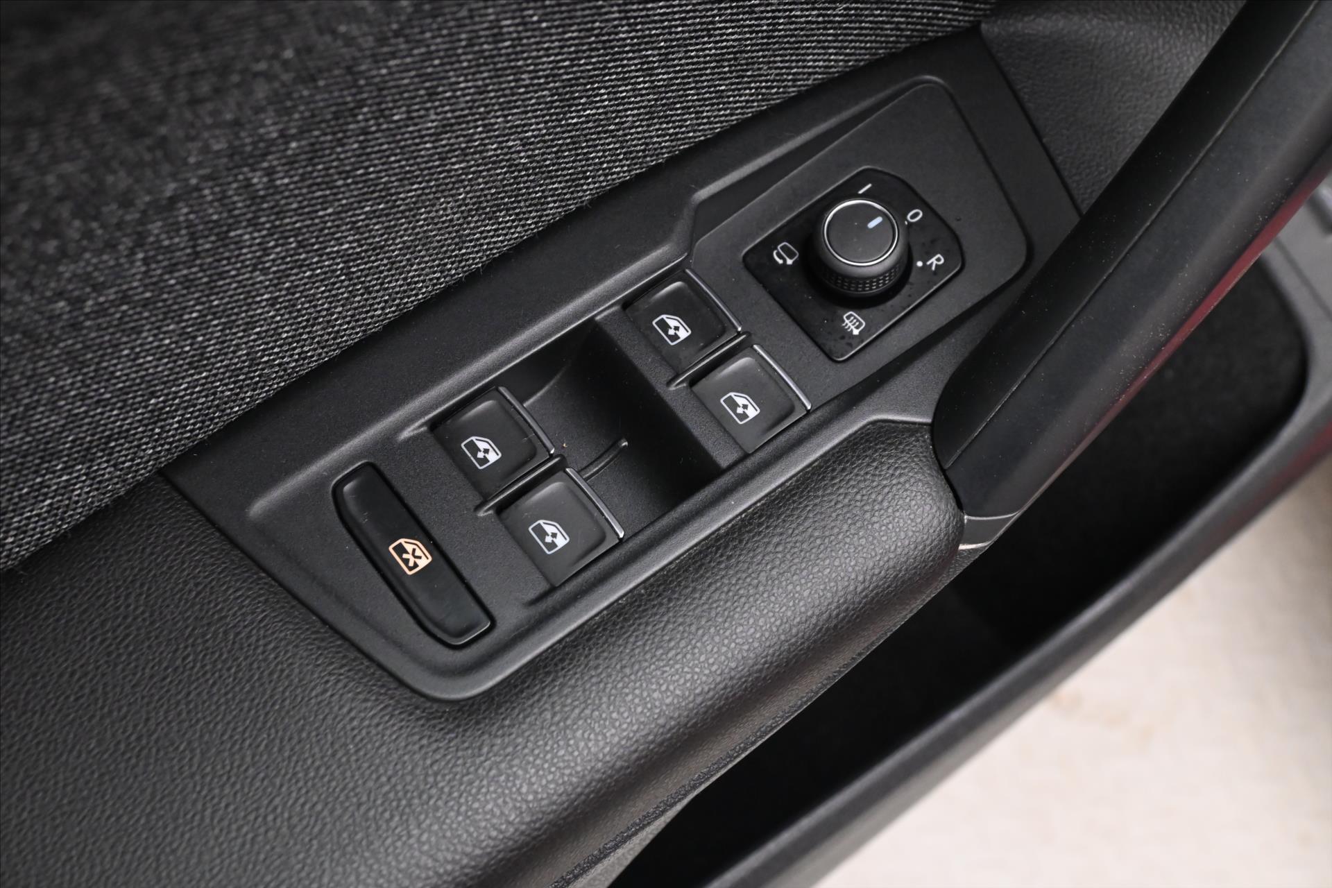 Hlavní fotografie vozu Seat Tarraco 2,0 TDI 147 kW 4x4 DSG XCELLENCE Záruka až 5 let (26)