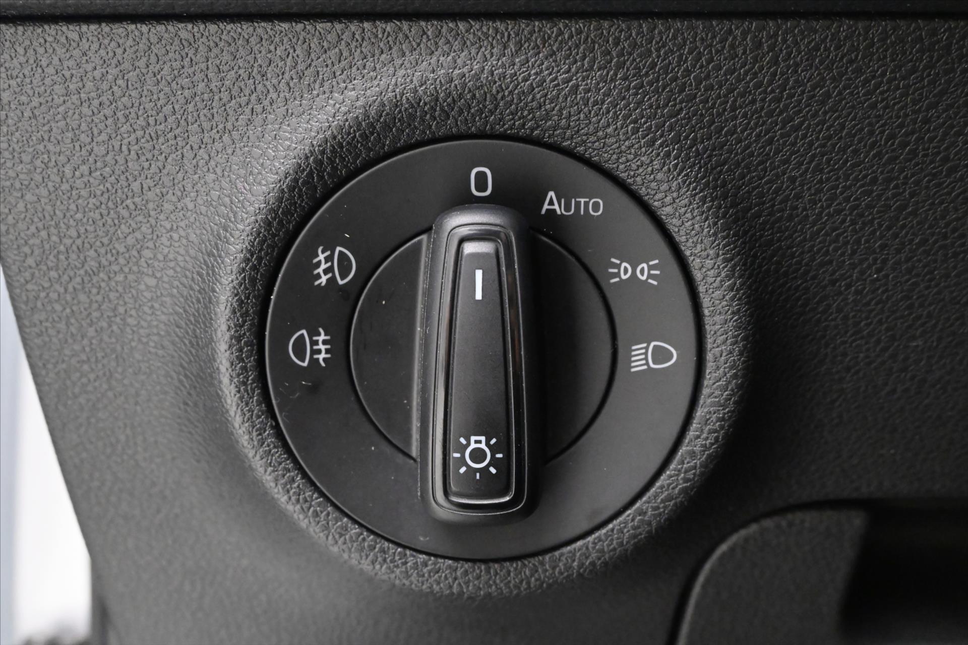Hlavní fotografie vozu Škoda Karoq 2,0 TDI 85kW DSG Ambition Záruka až 5 let (26)