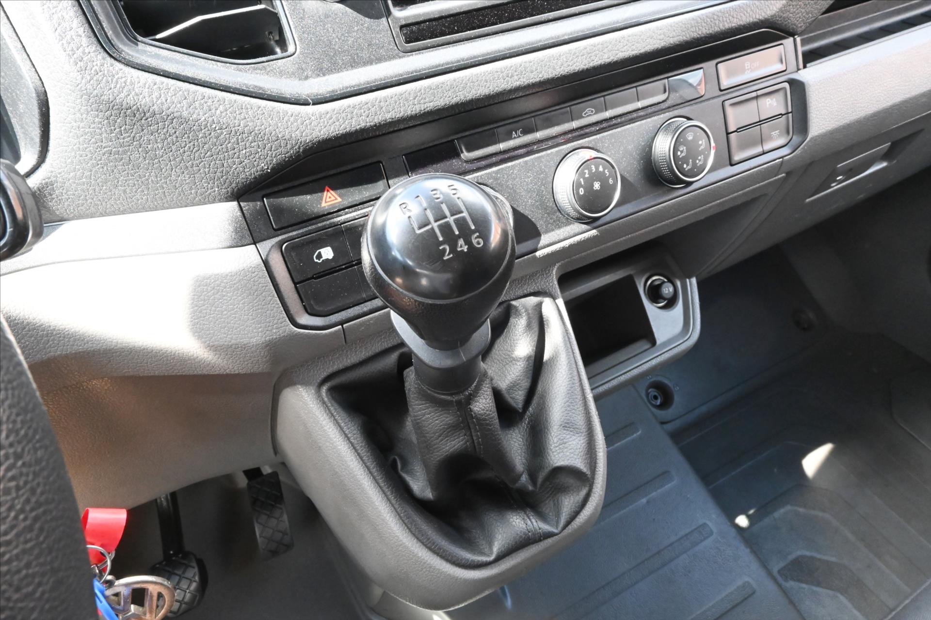 Hlavní fotografie vozu Volkswagen Crafter 2,0 TDI 103kW L3H2 Záruka až 5 let (21)