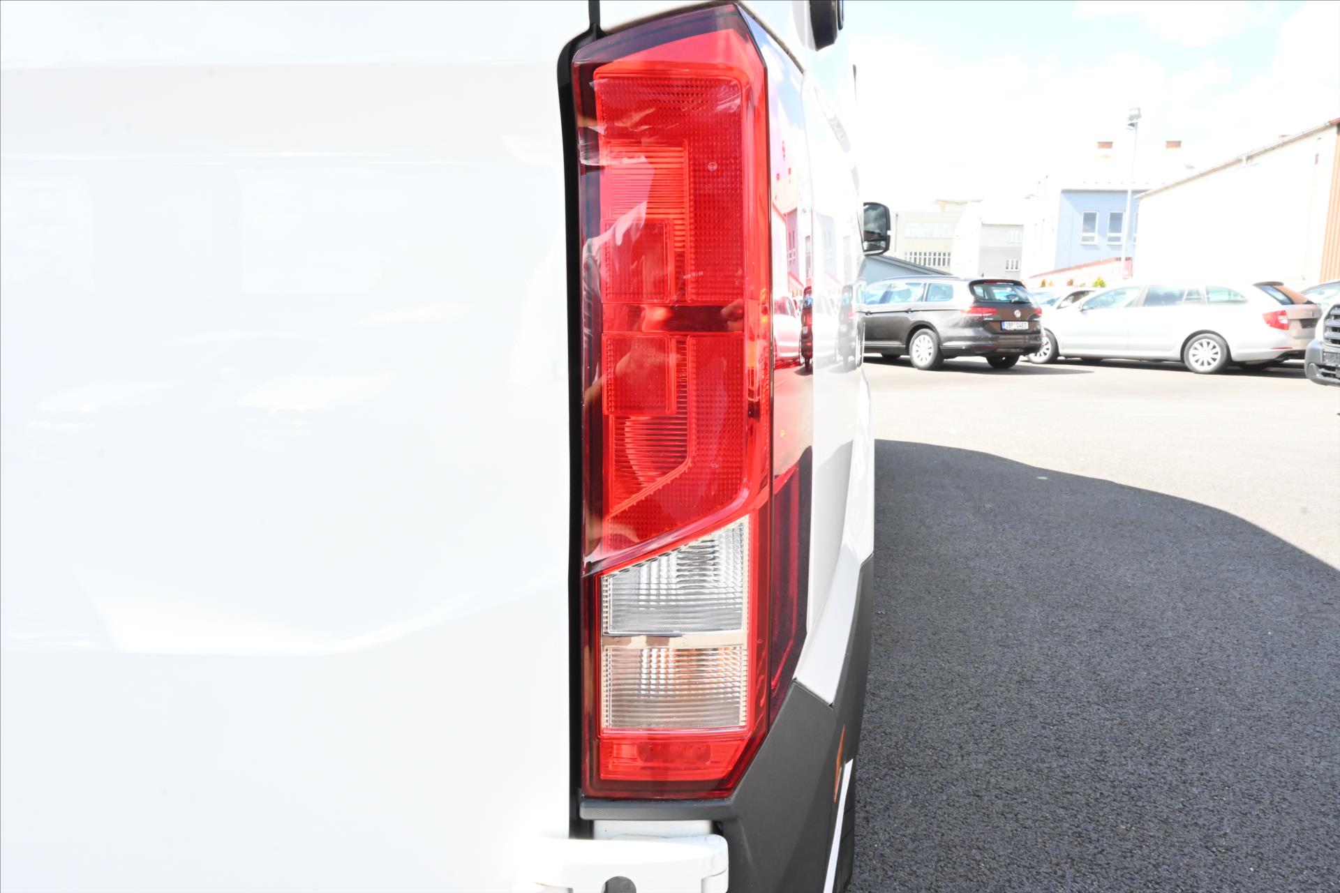 Hlavní fotografie vozu Volkswagen Crafter 2,0 TDI 103kW L3H2 Záruka až 5 let (26)
