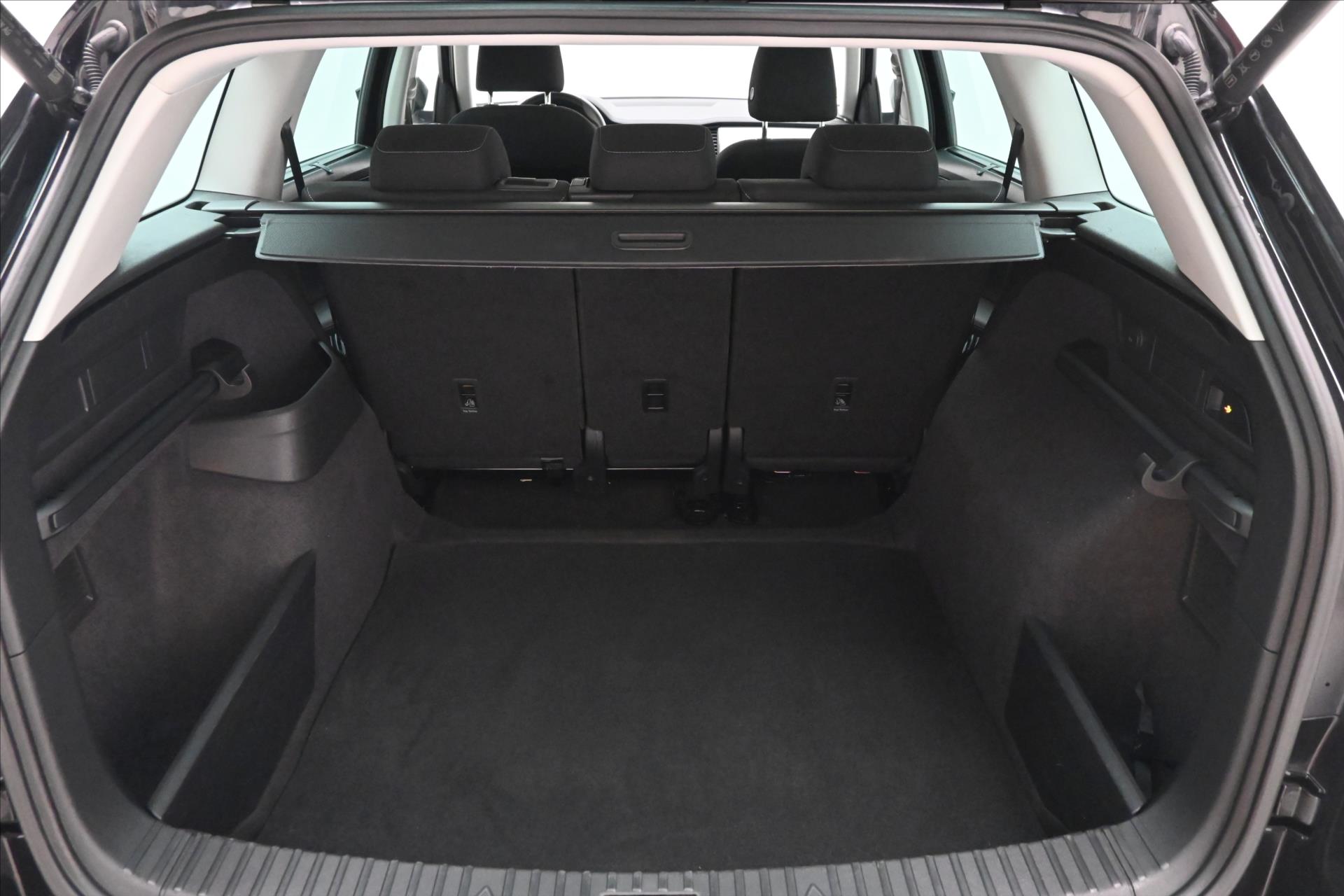 Hlavní fotografie vozu Škoda Kodiaq 2,0 TDI 147 kW DSG 4x4 Záruka až 5 let (10)