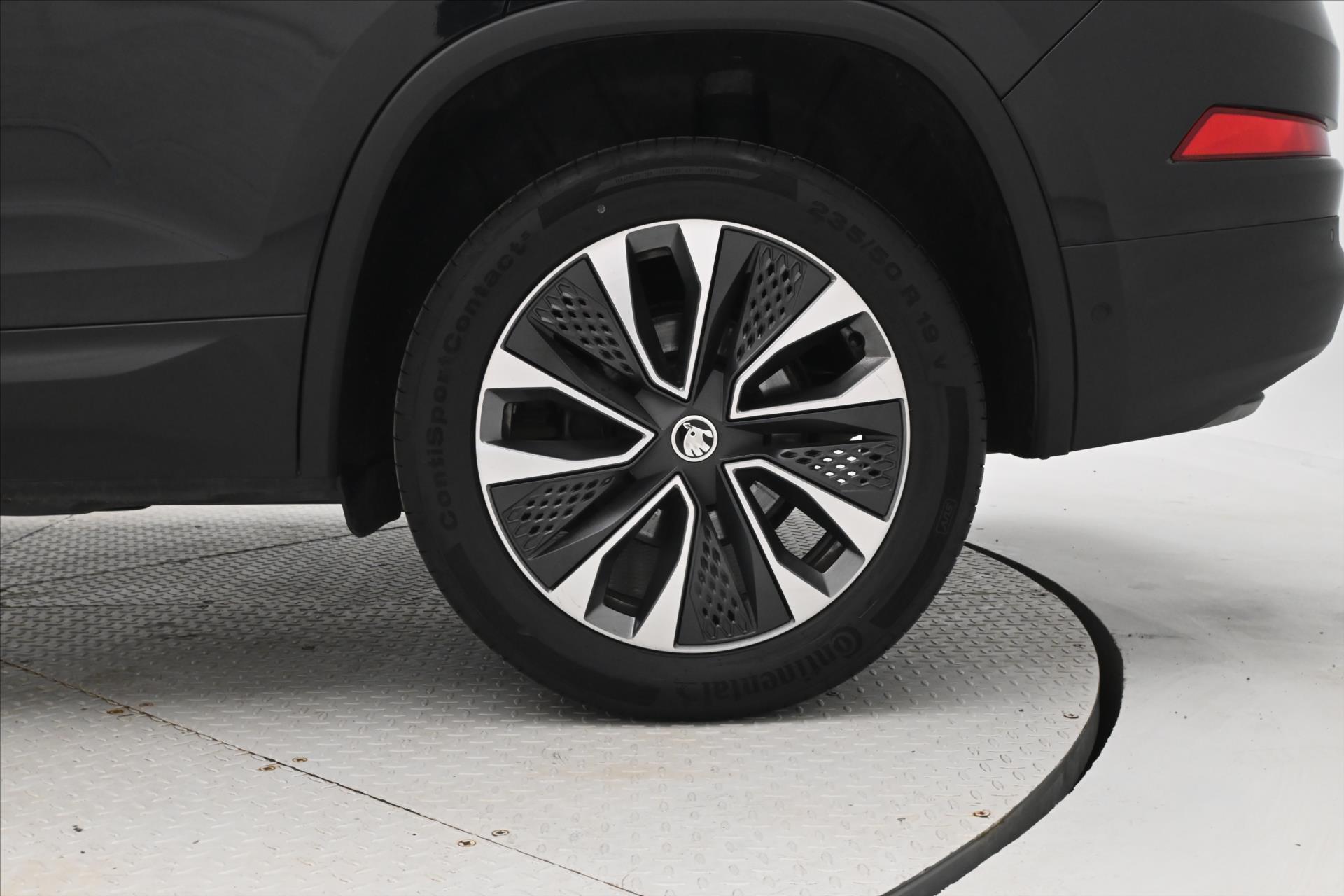 Hlavní fotografie vozu Škoda Kodiaq 2,0 TDI 147 kW DSG 4x4 Záruka až 5 let (33)