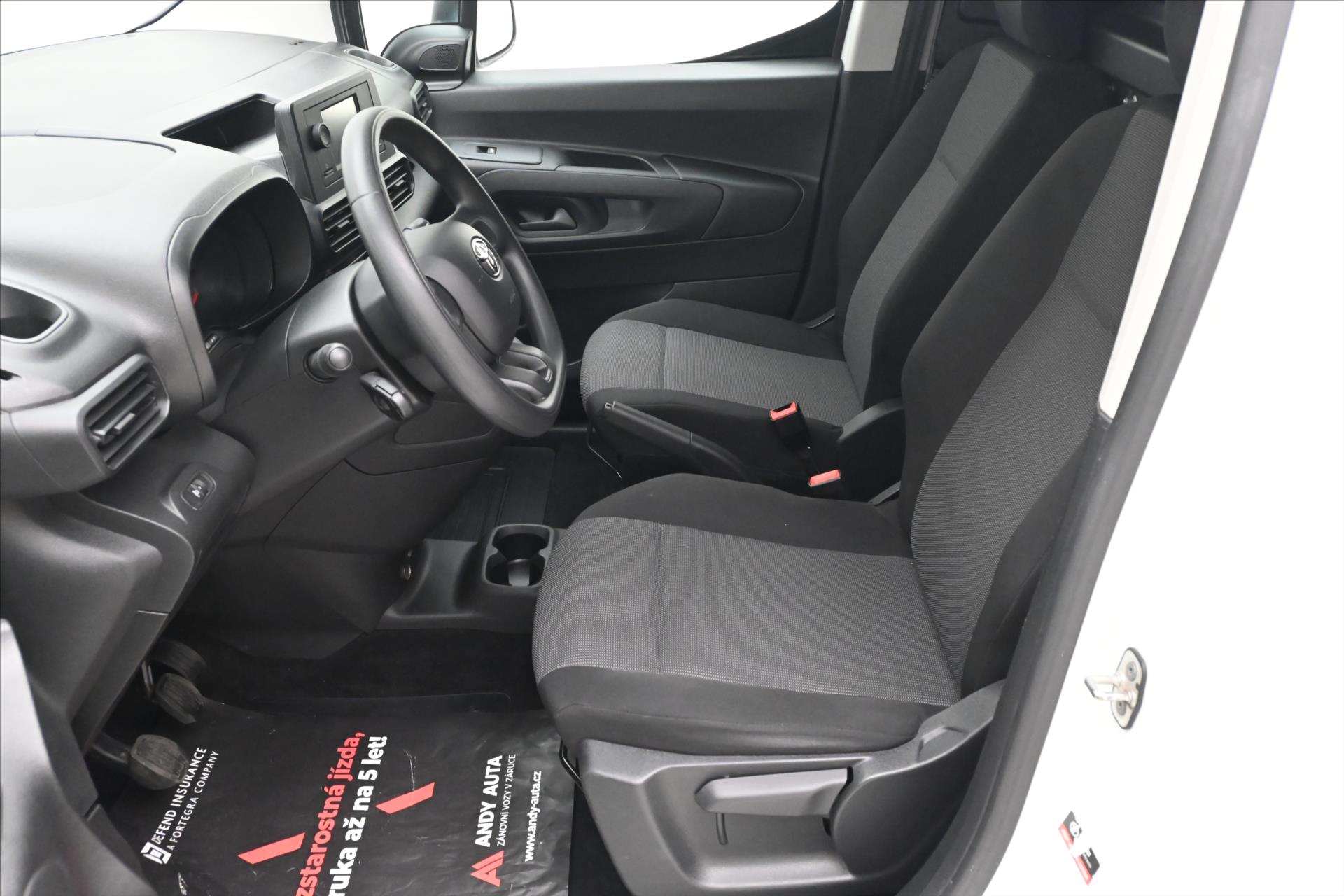 Hlavní fotografie vozu Toyota Proace 1,5 D-4D 75kW ČR 1.majitel Záruka až 5 let (13)