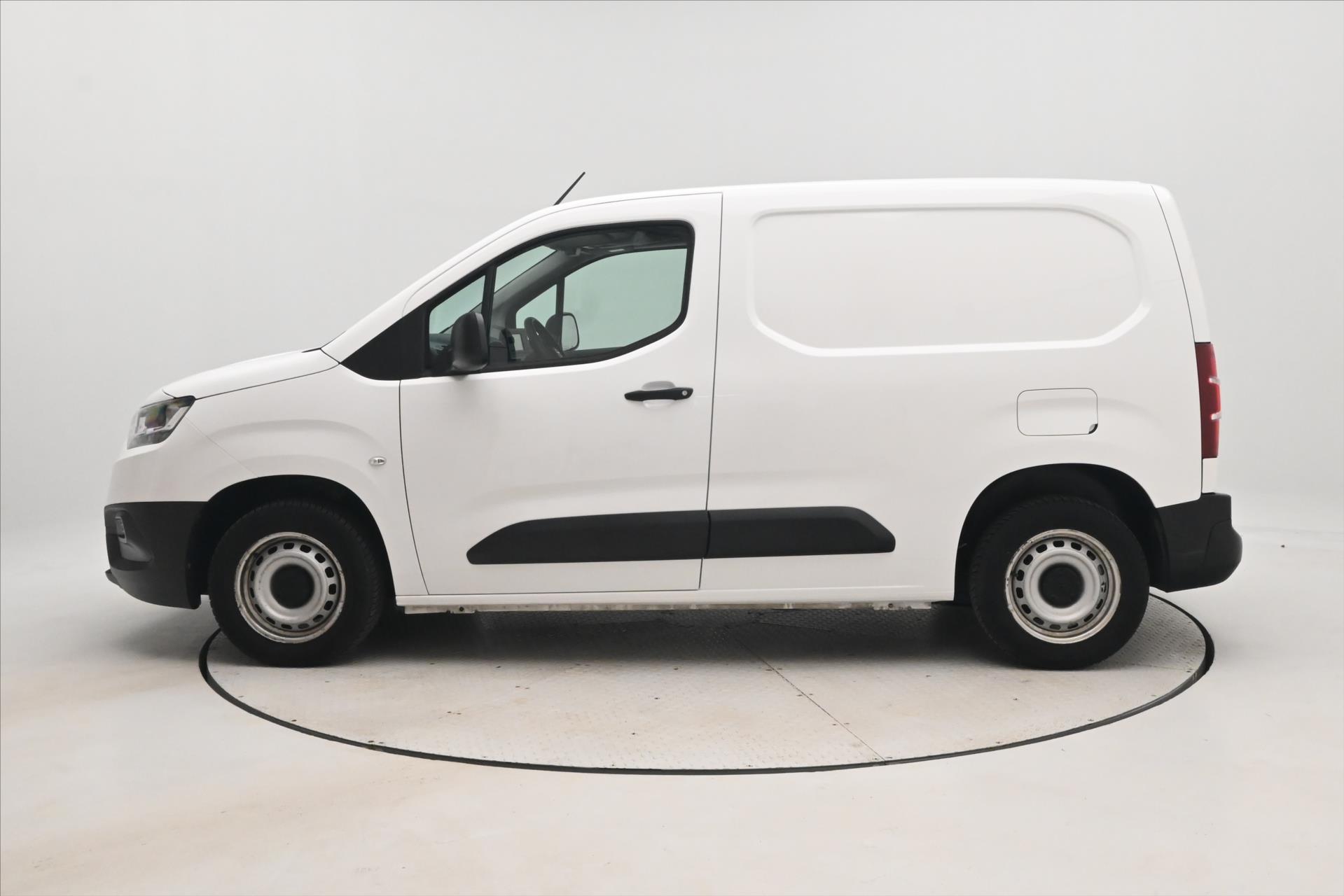 Main photo of the car Toyota Proace 1.5 D-4D 75kW CR 1st owner Warranty up to 5 years (9)