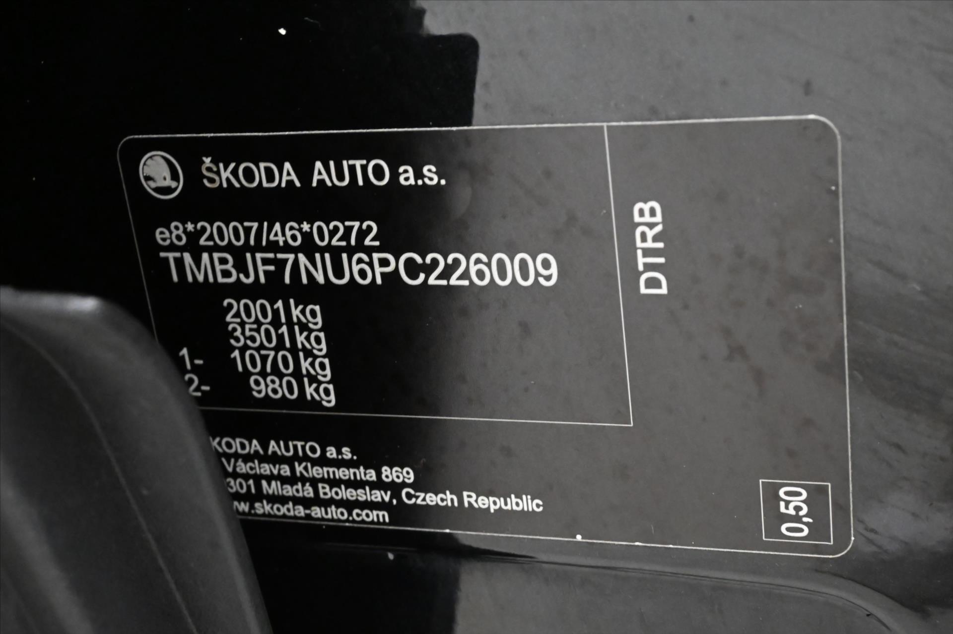 Main photo of the car Skoda Karoq 2.0 TDI 85kW DSG TOWABLE Warranty up to 5 years (13)