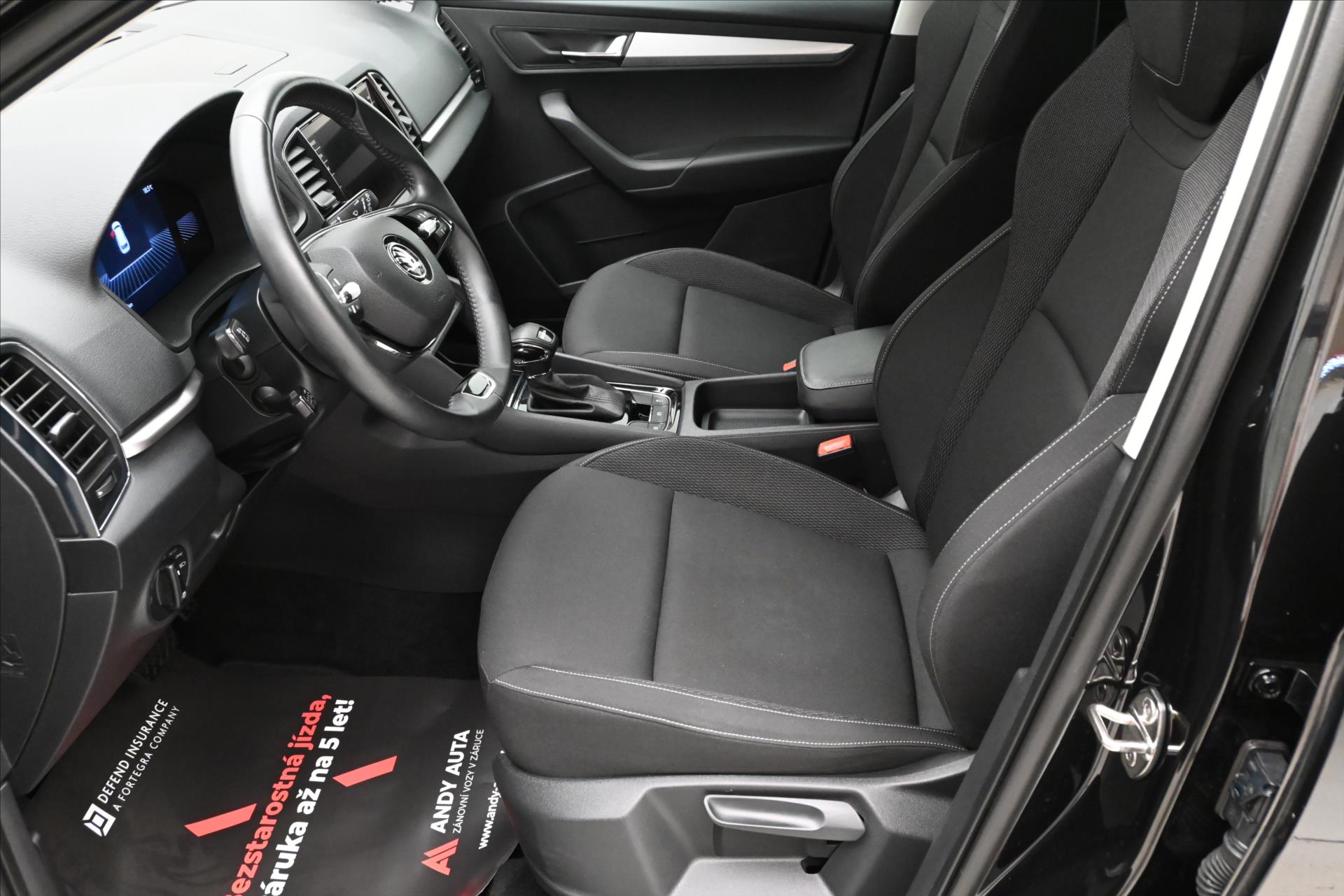 Main photo of the car Skoda Karoq 2.0 TDI 85kW DSG TOWABLE Warranty up to 5 years (14)