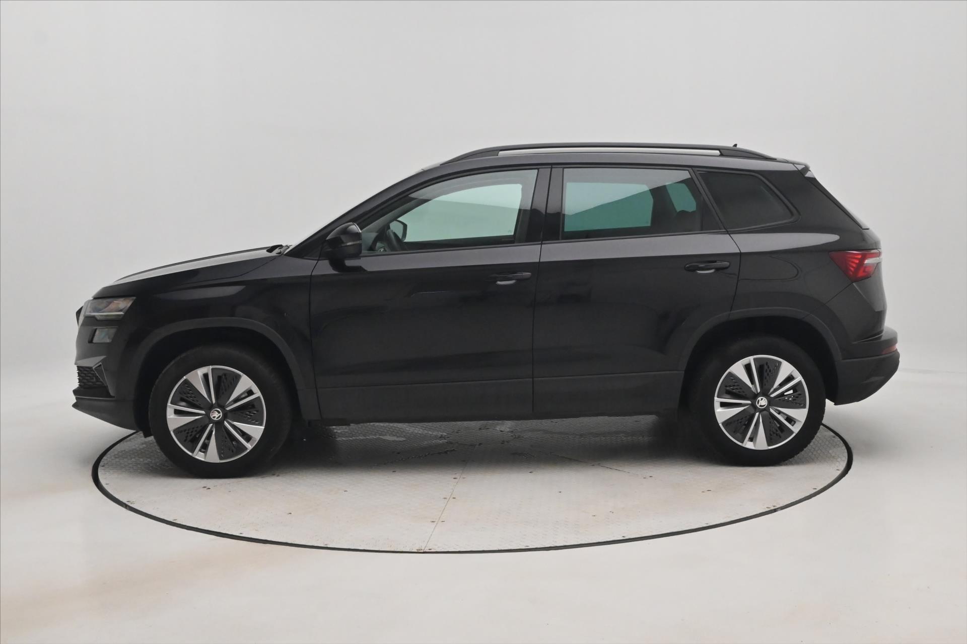 Main photo of the car Skoda Karoq 2.0 TDI 85kW DSG TOWABLE Warranty up to 5 years (9)