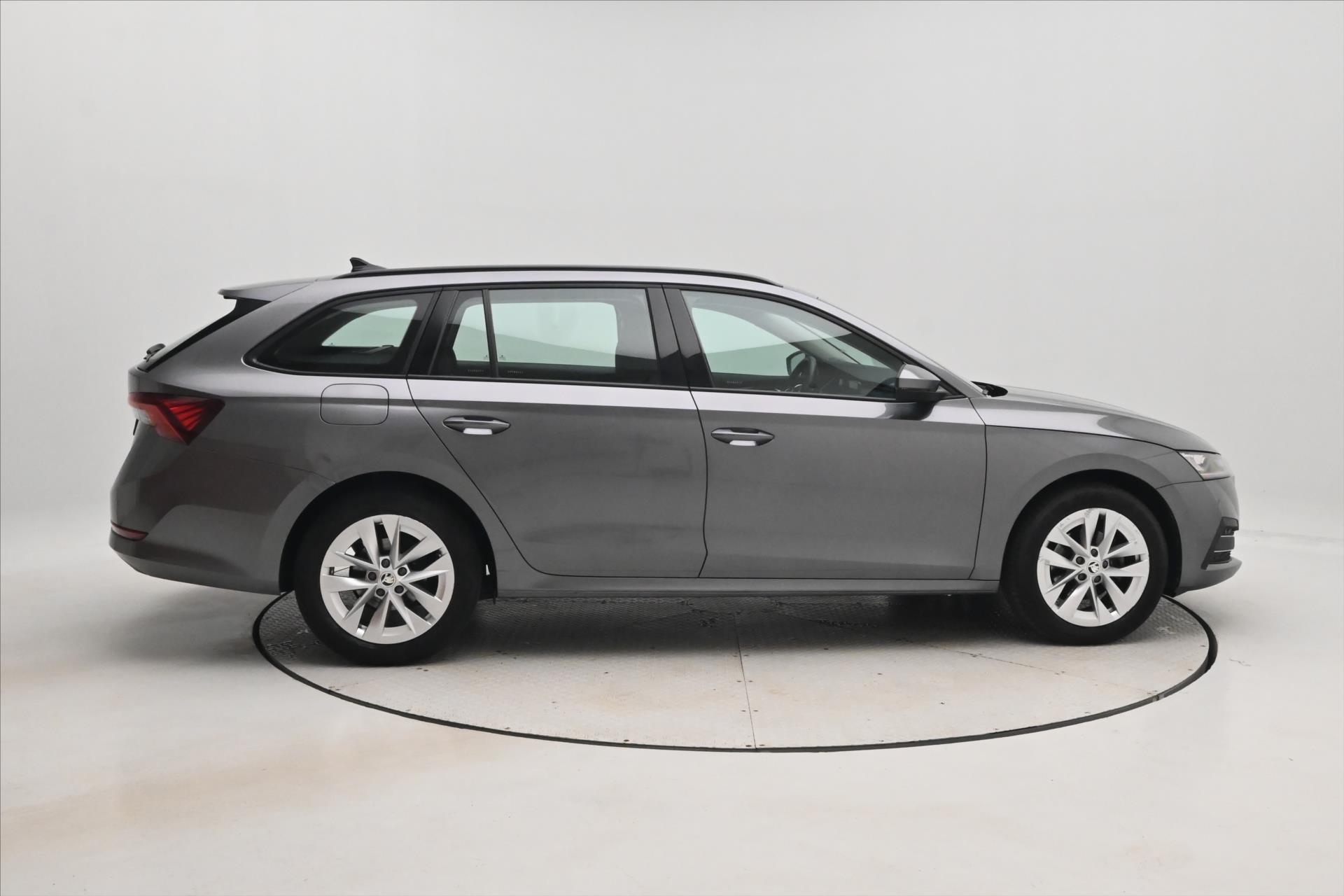 Main photo of the car Skoda Octavia 2.0 TDI 110 kW DSG Ambition Warranty up to 5 years (5)