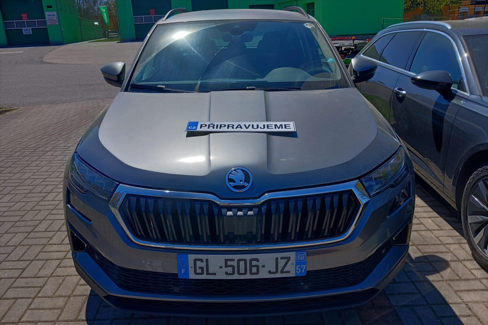 Škoda Karoq 2,0 TDI 85kW DSG Ambition VŮZ PŘIPRAVUJEME K PRODEJI