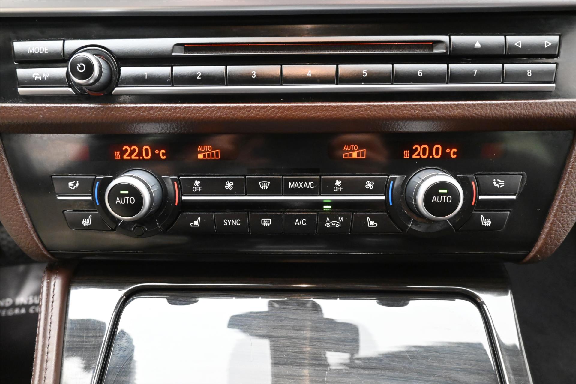 Hlavní fotografie vozu BMW Řada 5 3,0 530d 190kW xDrive M-Packet Záruka až 5 let (20)