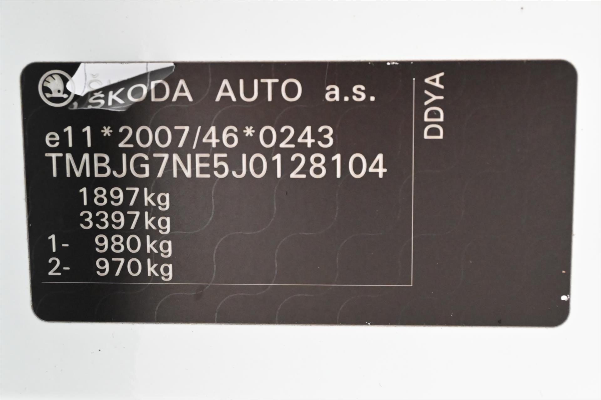 Hlavní fotografie vozu Škoda Octavia 1,6 TDI 85 KW Ambition Záruka až 5 let (12)