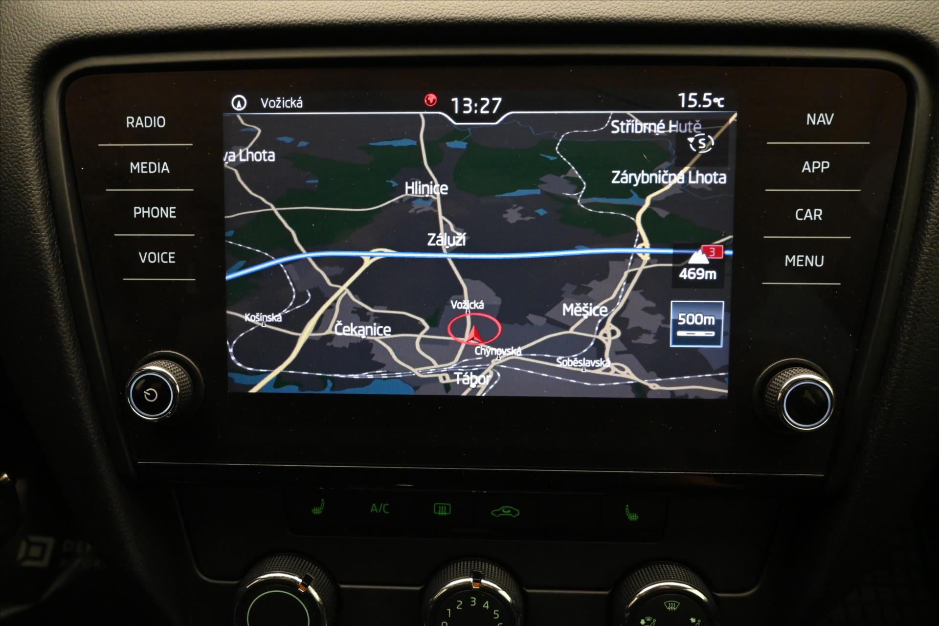 Hlavní fotografie vozu Škoda Octavia 1,6 TDI 85 KW Ambition Záruka až 5 let (19)