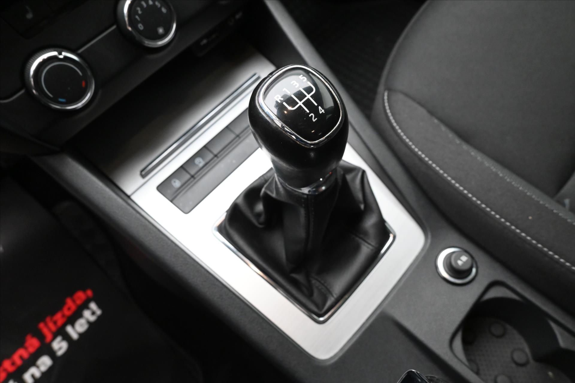 Hlavní fotografie vozu Škoda Octavia 1,6 TDI 85kW Ambition Záruka až 5 let (22)