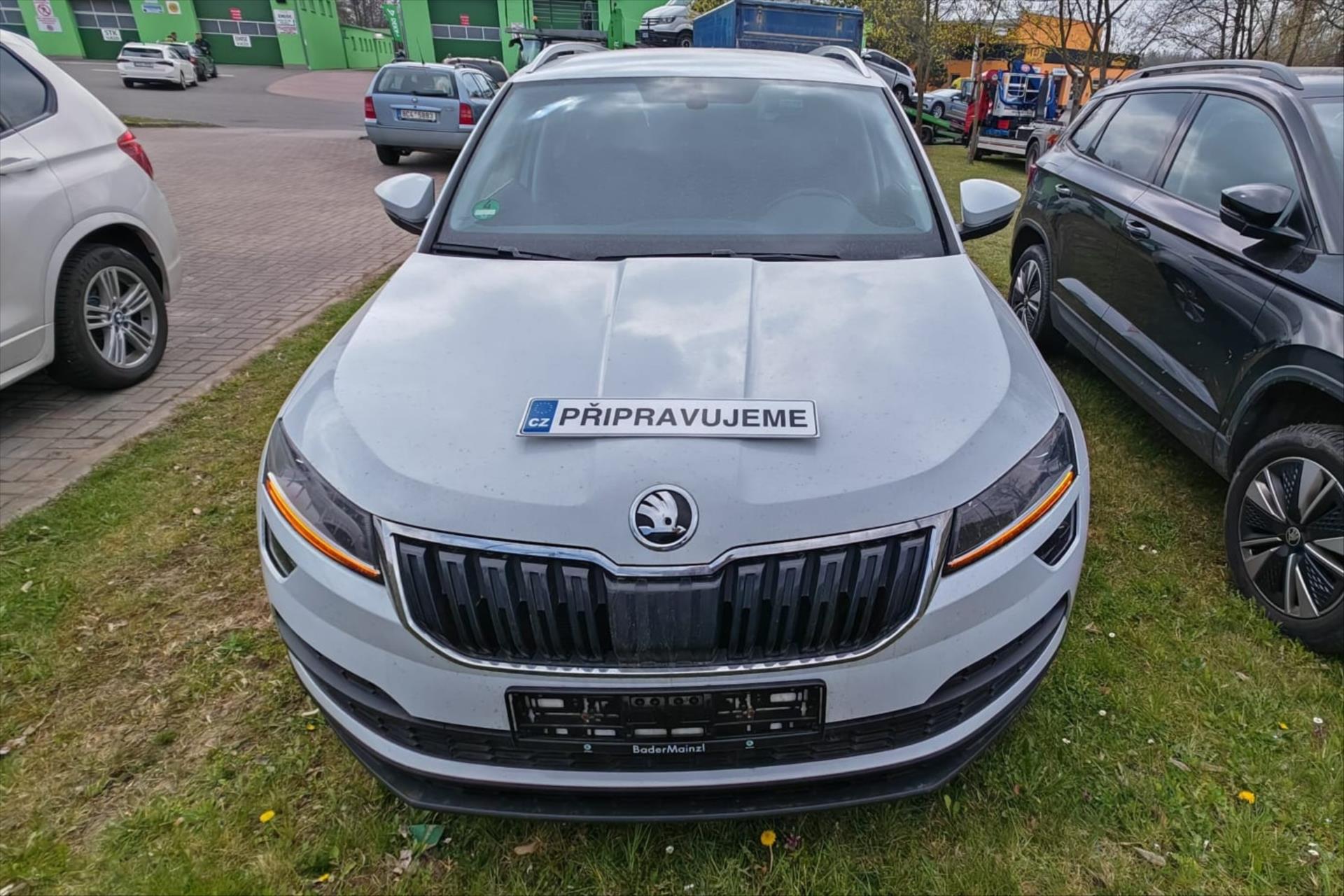 Hlavní fotografie vozu Škoda Karoq 2,0 TDI 110kW Clever VŮZ PŘIPRAVUJEME K PRODEJI (4)