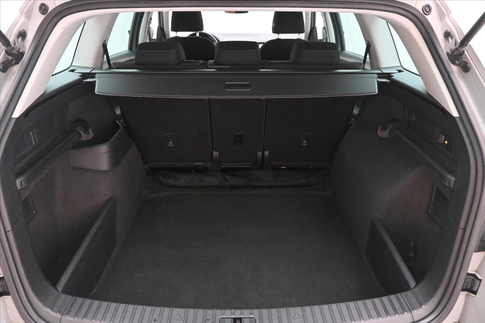 Hlavní fotografie vozu Škoda Kodiaq 2,0 TDI 110kW DSG 4x4 Záruka až 5 let (10)