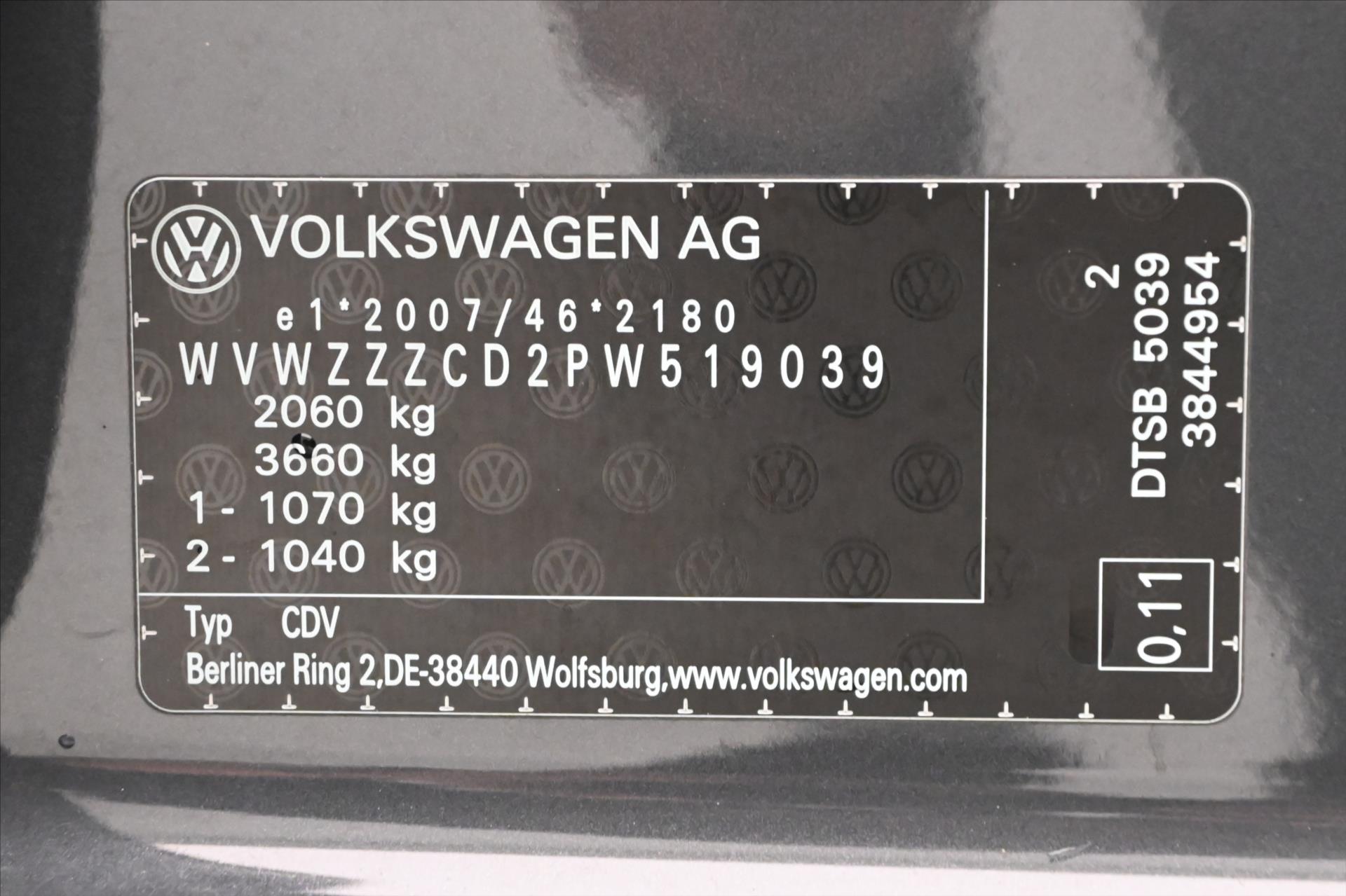 Hlavní fotografie vozu Volkswagen Golf 2,0 TDI 110 kW DSG Life Záruka až 5 let (12)