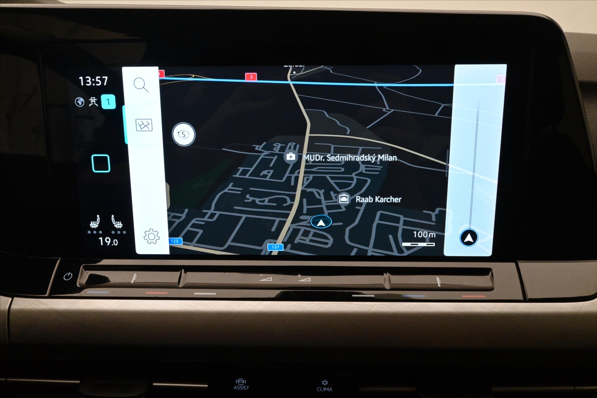 Hlavní fotografie vozu Volkswagen Golf 2,0 TDI 110 kW DSG Life Záruka až 5 let (20)