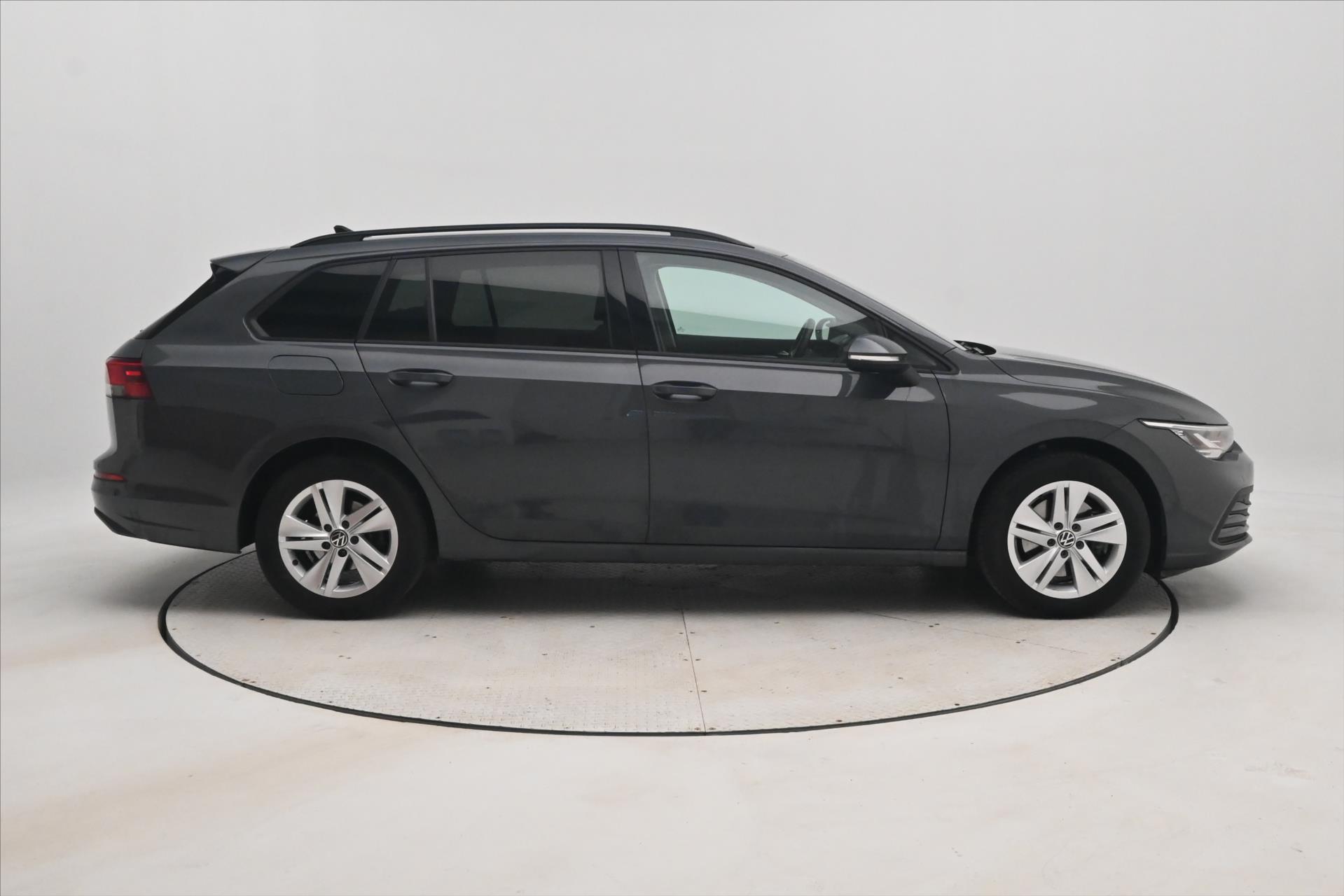 Hlavní fotografie vozu Volkswagen Golf 2,0 TDI 110 kW DSG Life Záruka až 5 let (4)