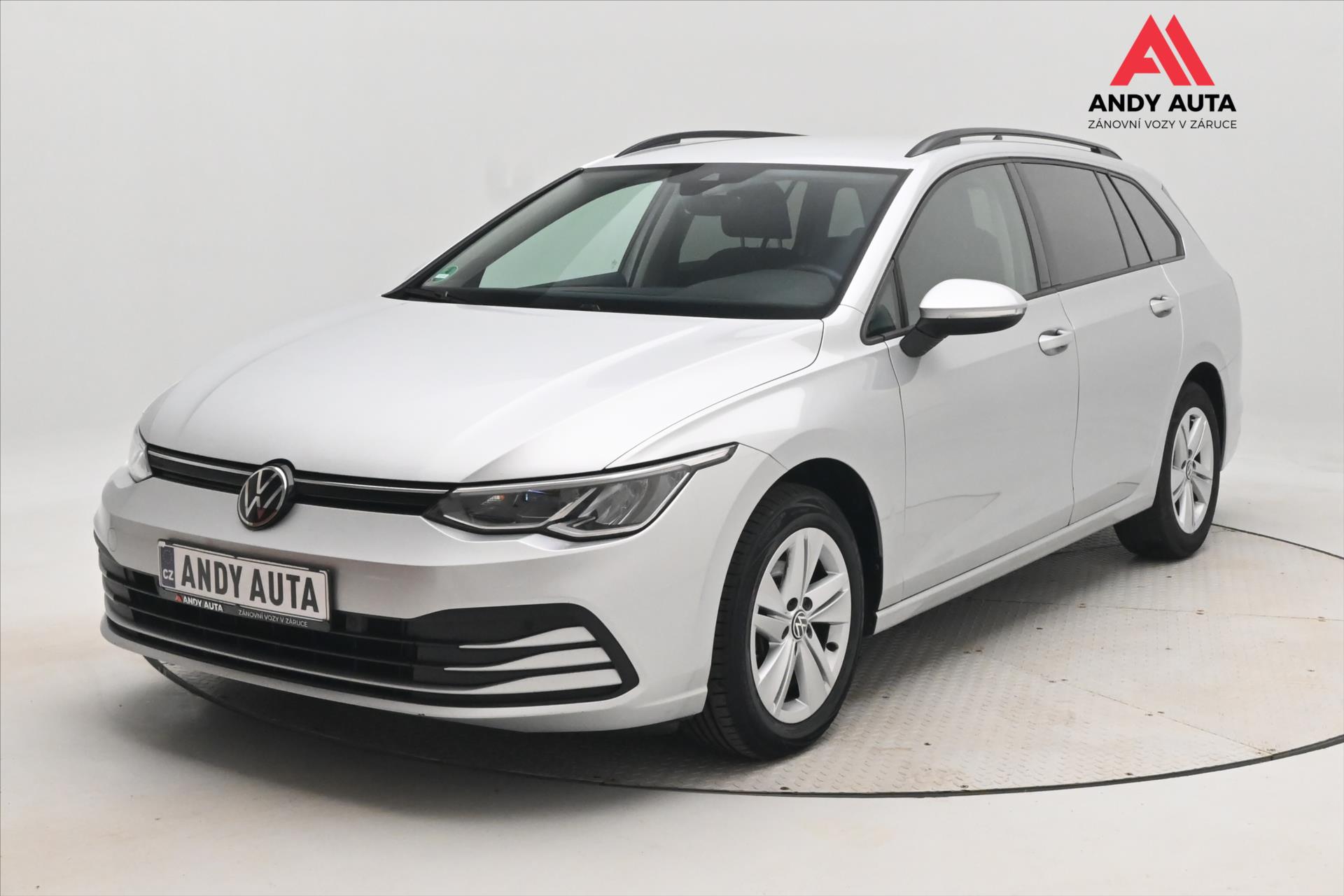Volkswagen Golf 2,0 TDI 110 kW Life LED Záruka až 5 let