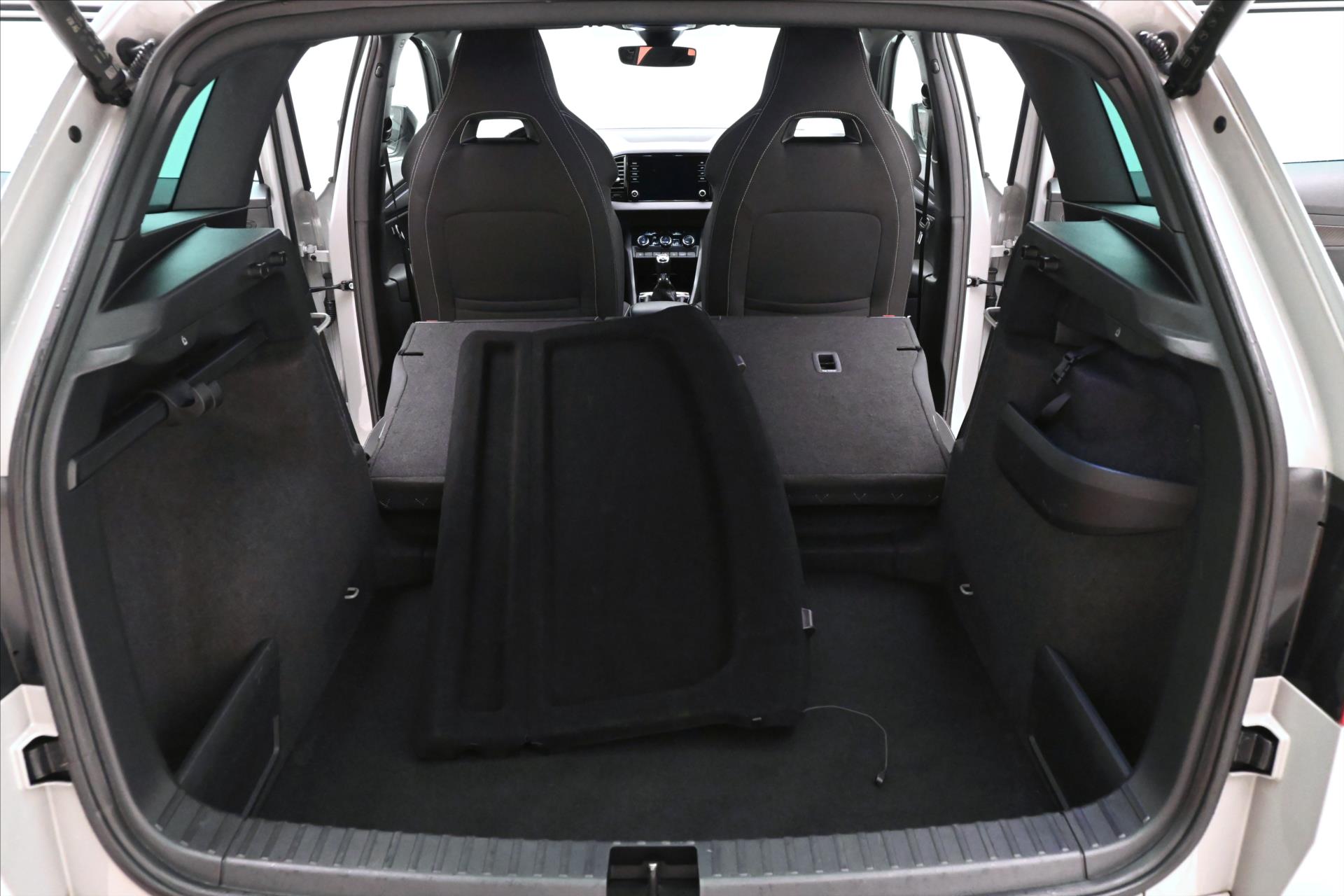 Main photo of the car Skoda Karoq 1.5 TSI 110kW Sportline Business Warranty up to 5 years (11)