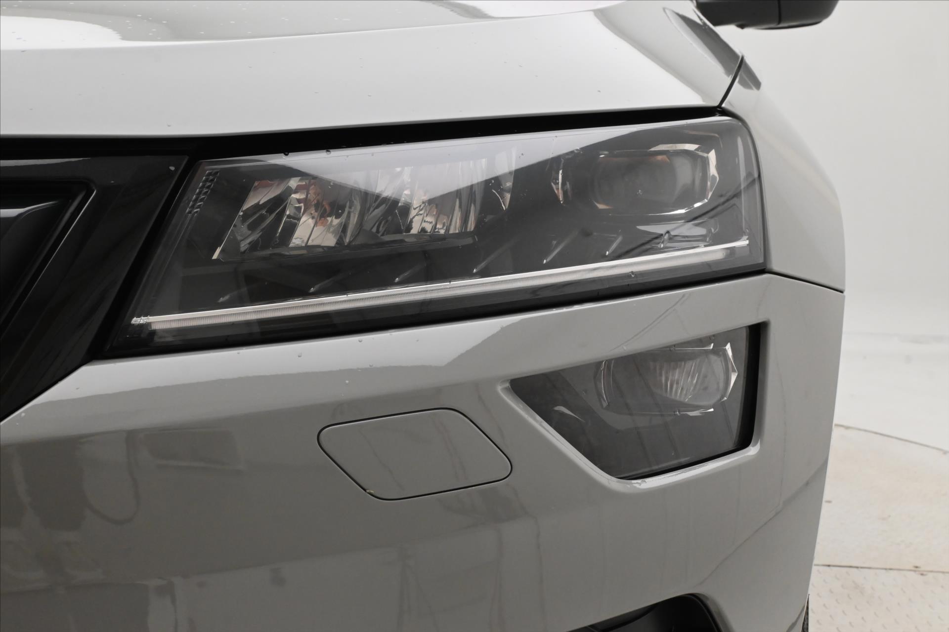 Main photo of the car Skoda Karoq 1.5 TSI 110kW Sportline Business Warranty up to 5 years (30)
