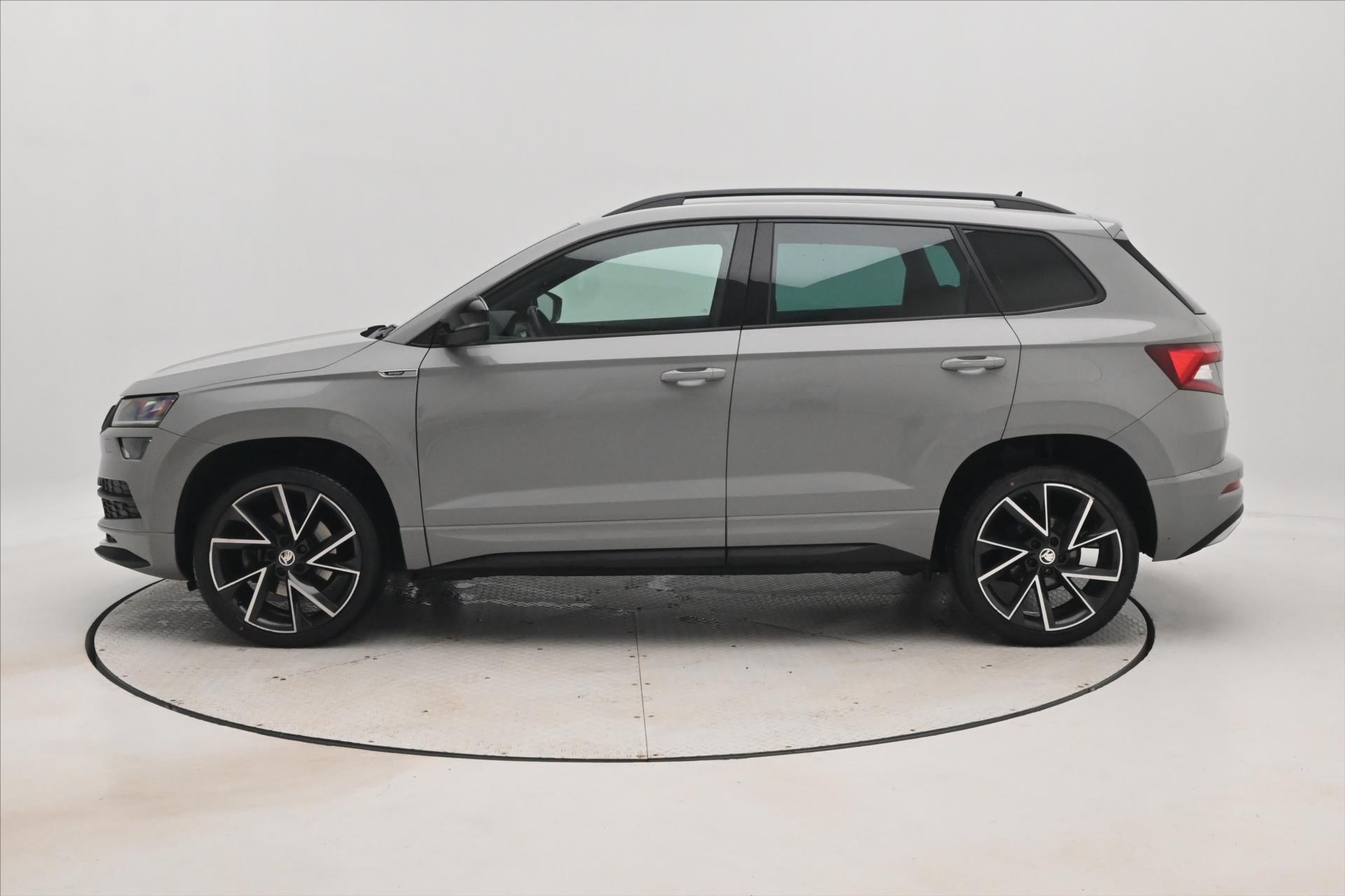 Main photo of the car Skoda Karoq 1.5 TSI 110kW Sportline Business Warranty up to 5 years (8)