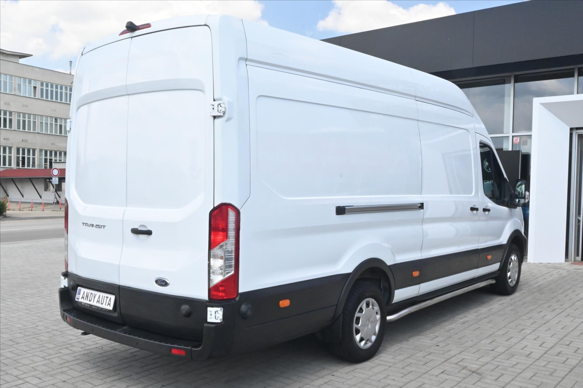 Hlavní fotografie vozu Ford Transit 2,0 TDCI 96kW L4H3 Trend Záruka až 5 let (5)