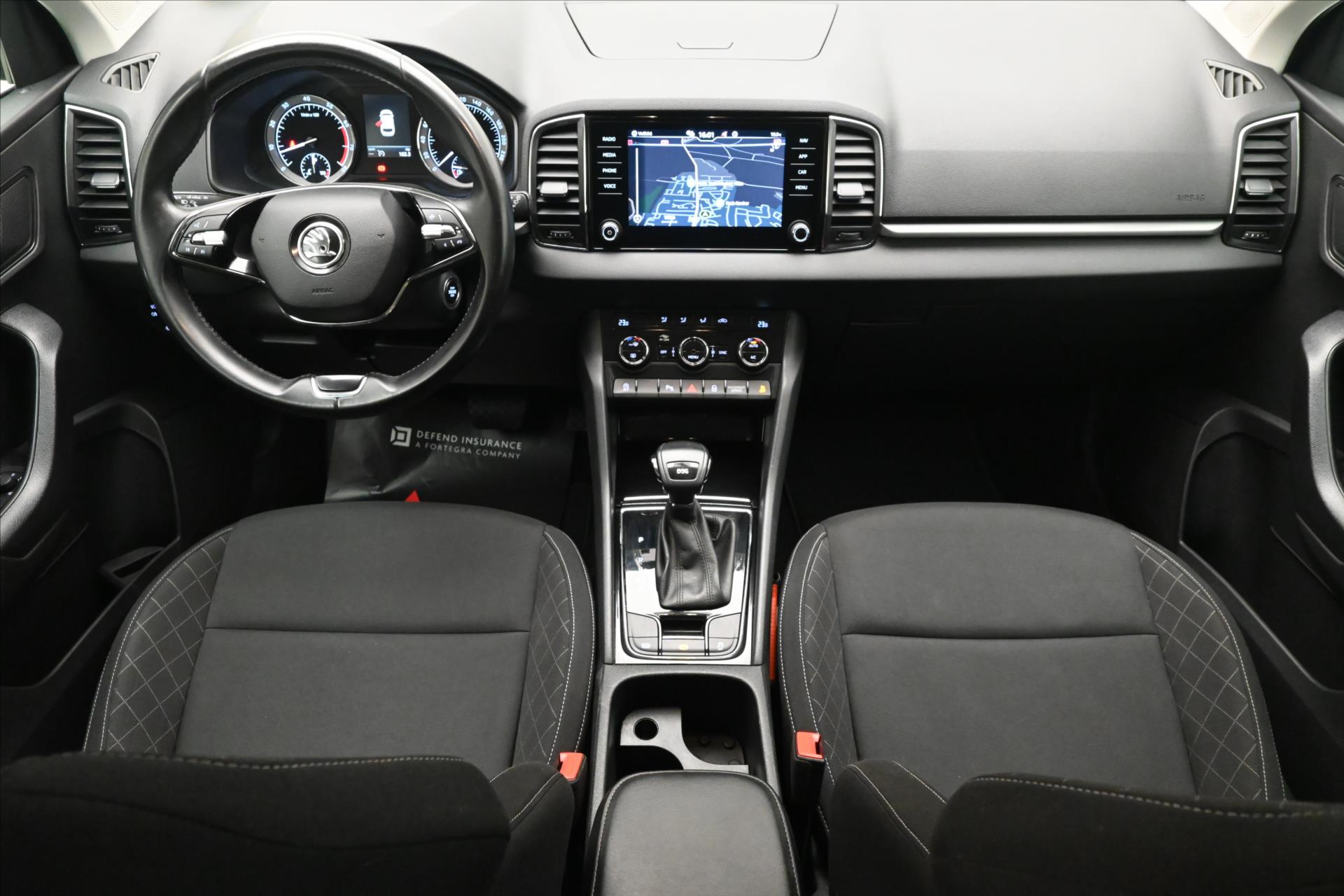 Main photo of the car Skoda Karoq 1.5 TSI 110kW DSG Business Warranty up to 5 years (16)
