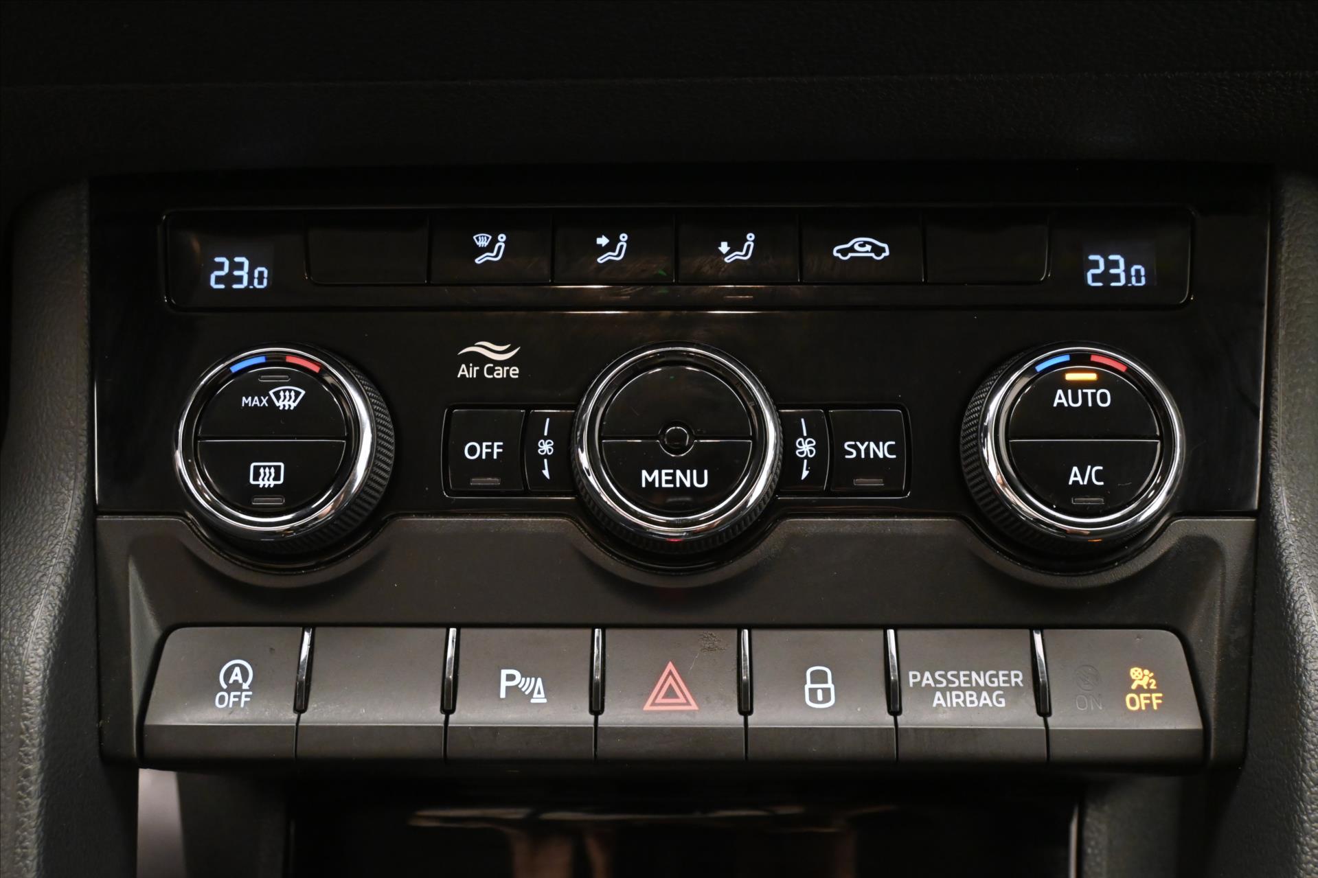 Main photo of the car Skoda Karoq 1.5 TSI 110kW DSG Business Warranty up to 5 years (22)