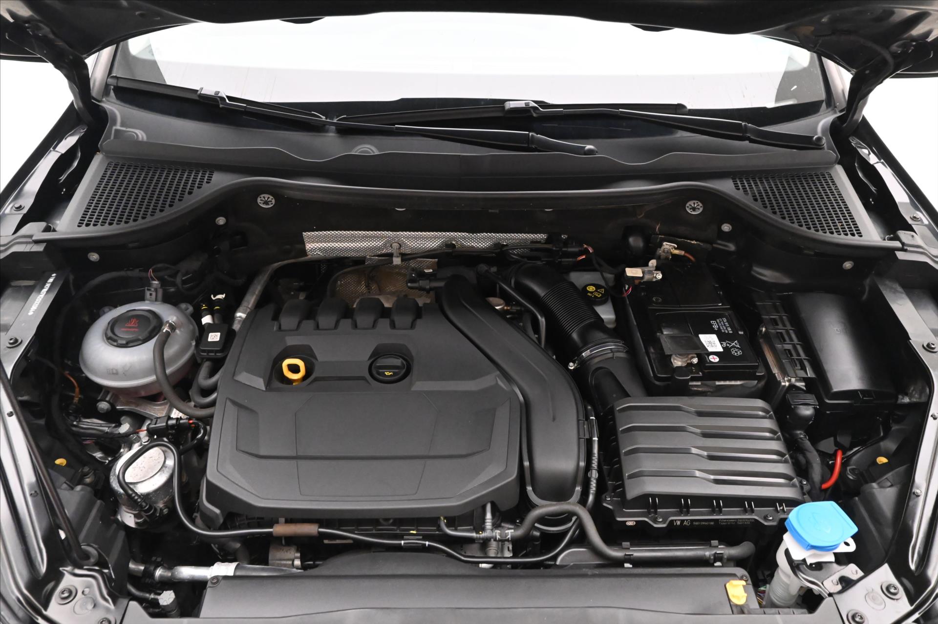 Main photo of the car Skoda Karoq 1.5 TSI 110kW DSG Business Warranty up to 5 years (9)