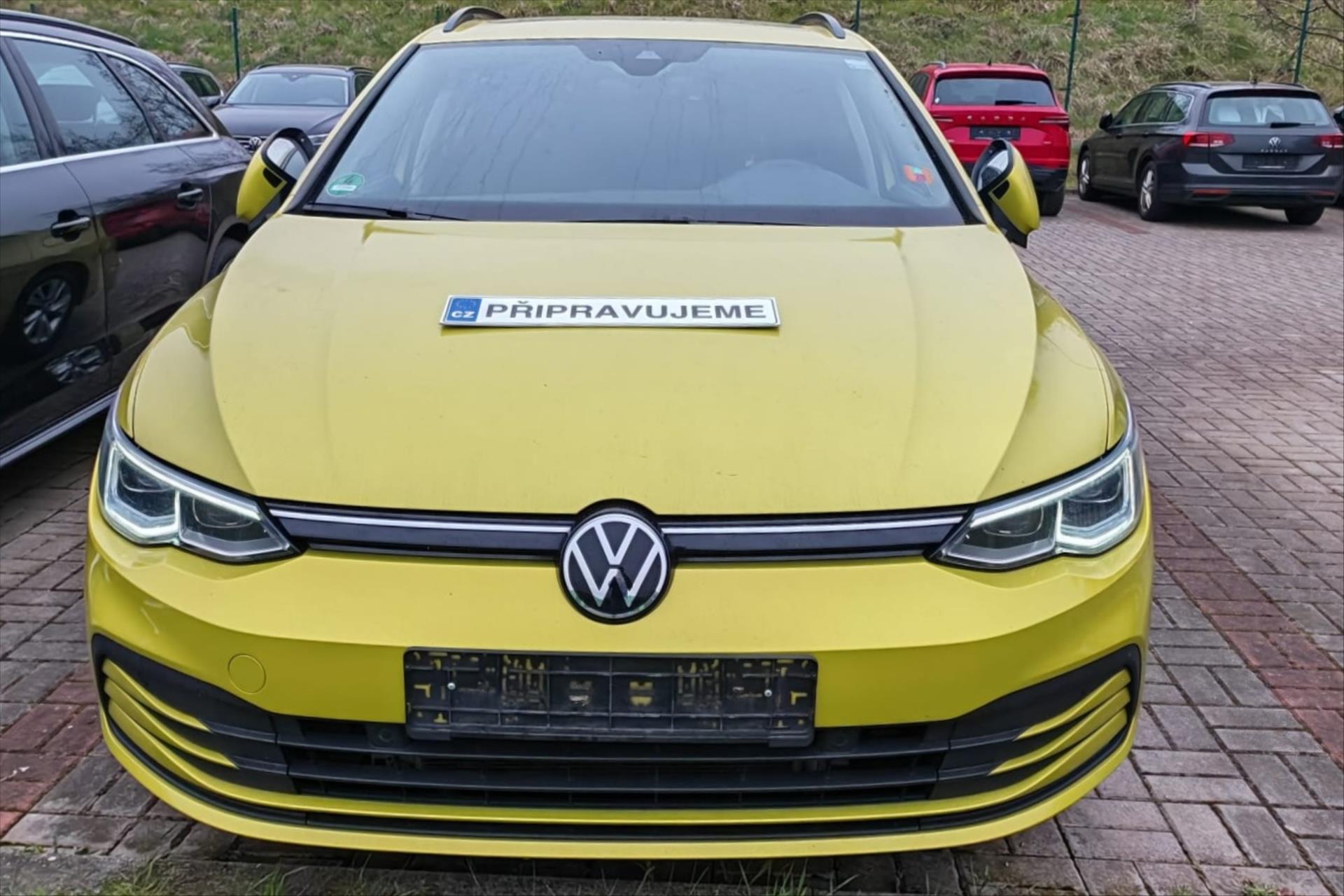 Volkswagen Golf 2,0 TDI 110kW Life VŮZ PŘIPRAVUJEME K PRODEJI