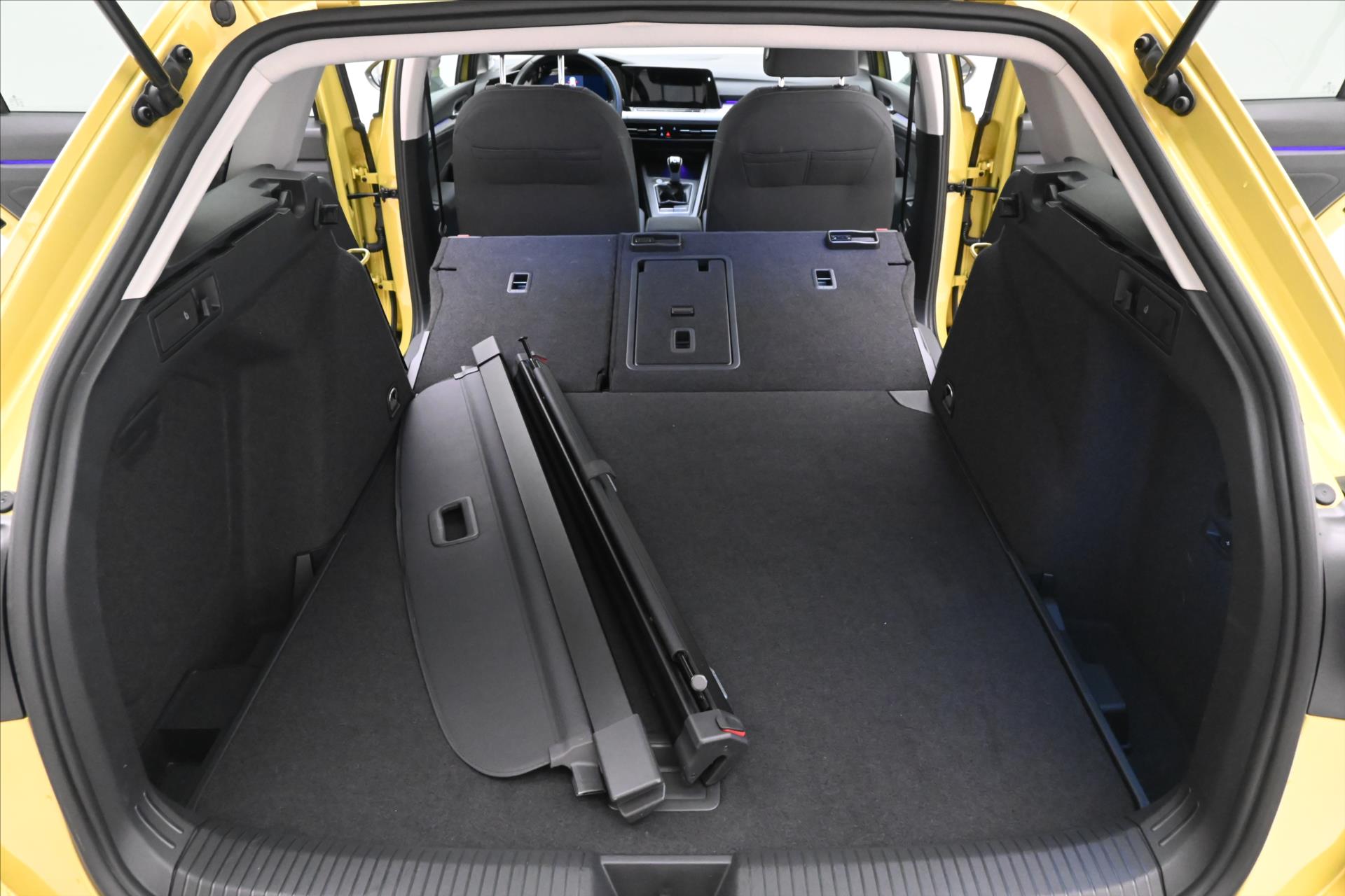 Hlavní fotografie vozu Volkswagen Golf 2,0 TDI 110kW Life Záruka až 5 let (11)