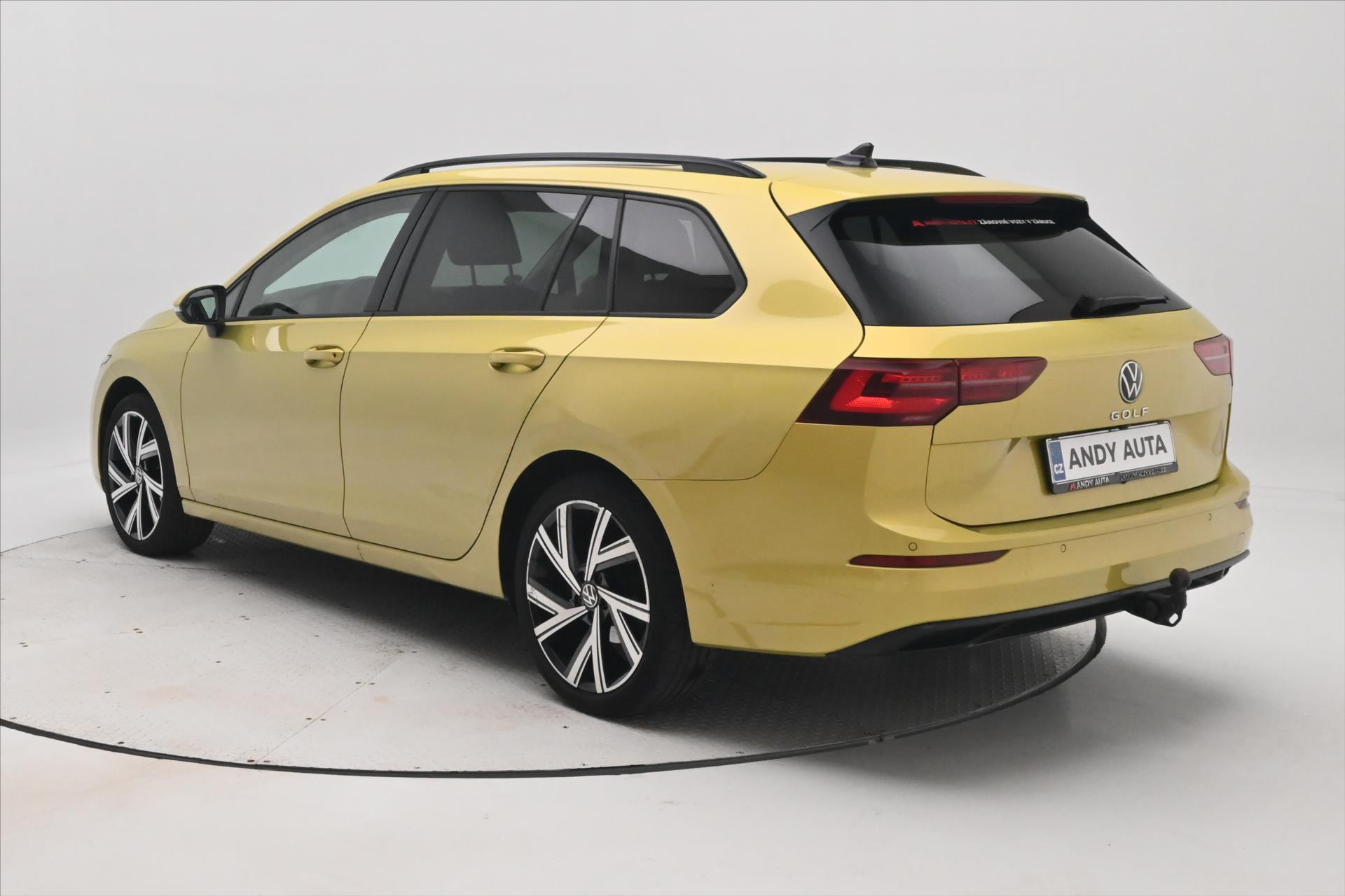 Hlavní fotografie vozu Volkswagen Golf 2,0 TDI 110kW Life Záruka až 5 let (7)