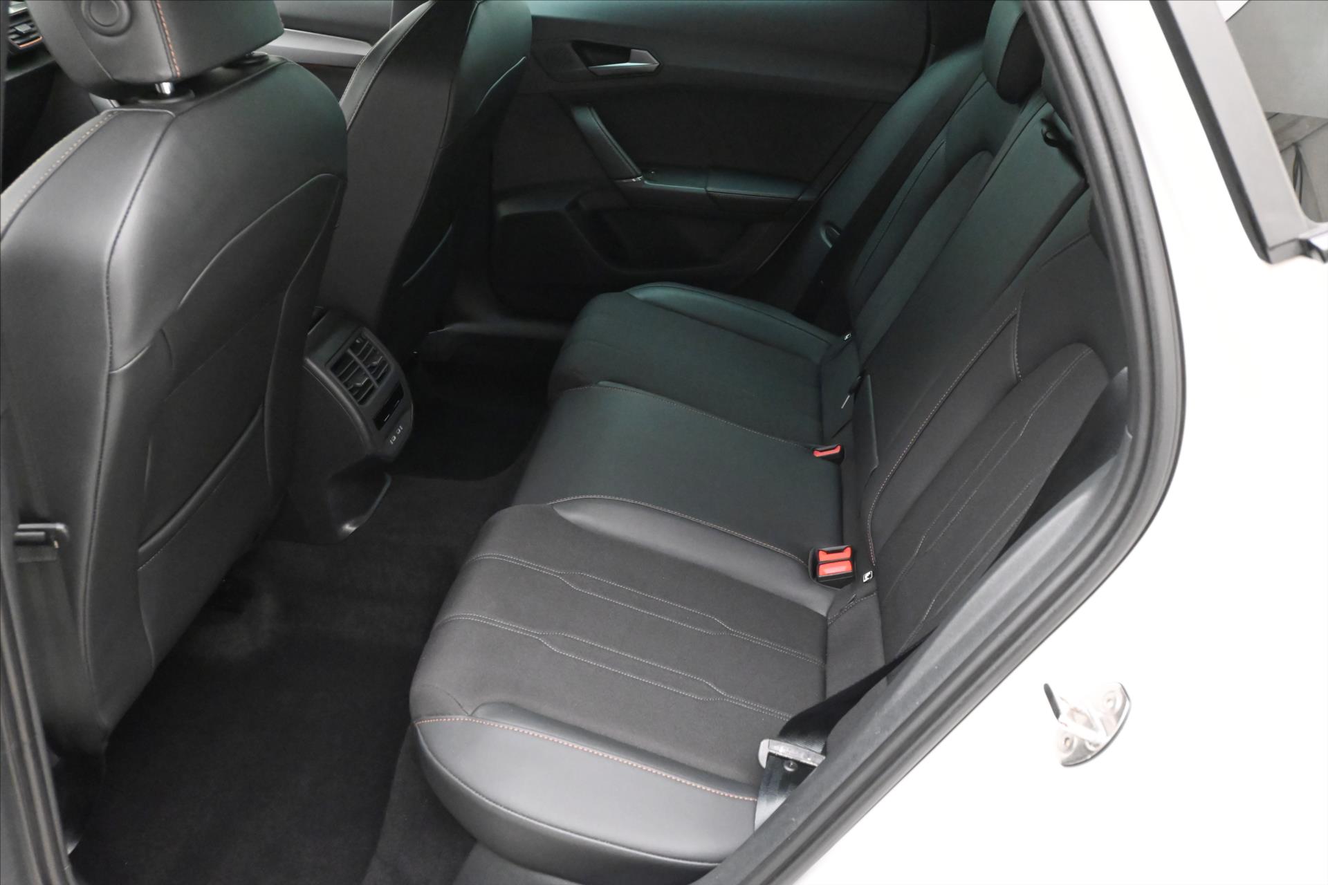 Hlavní fotografie vozu Cupra Formentor 2,0 TDI 110 kW Záruka až 5 let (14)
