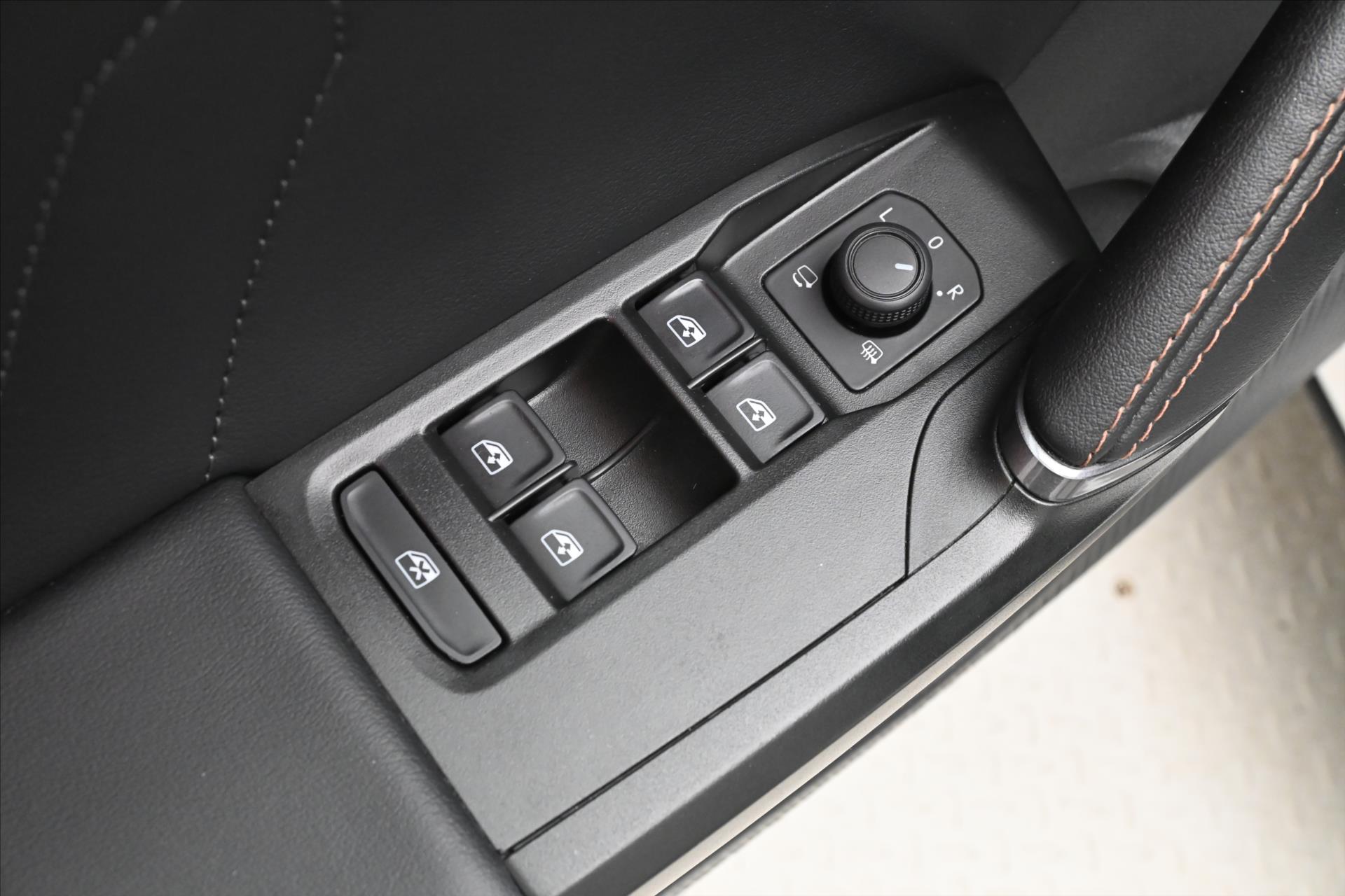 Main photo of the car CUPRA Formentor 2.0 TDI 110kW Warranty up to 5 years (25)