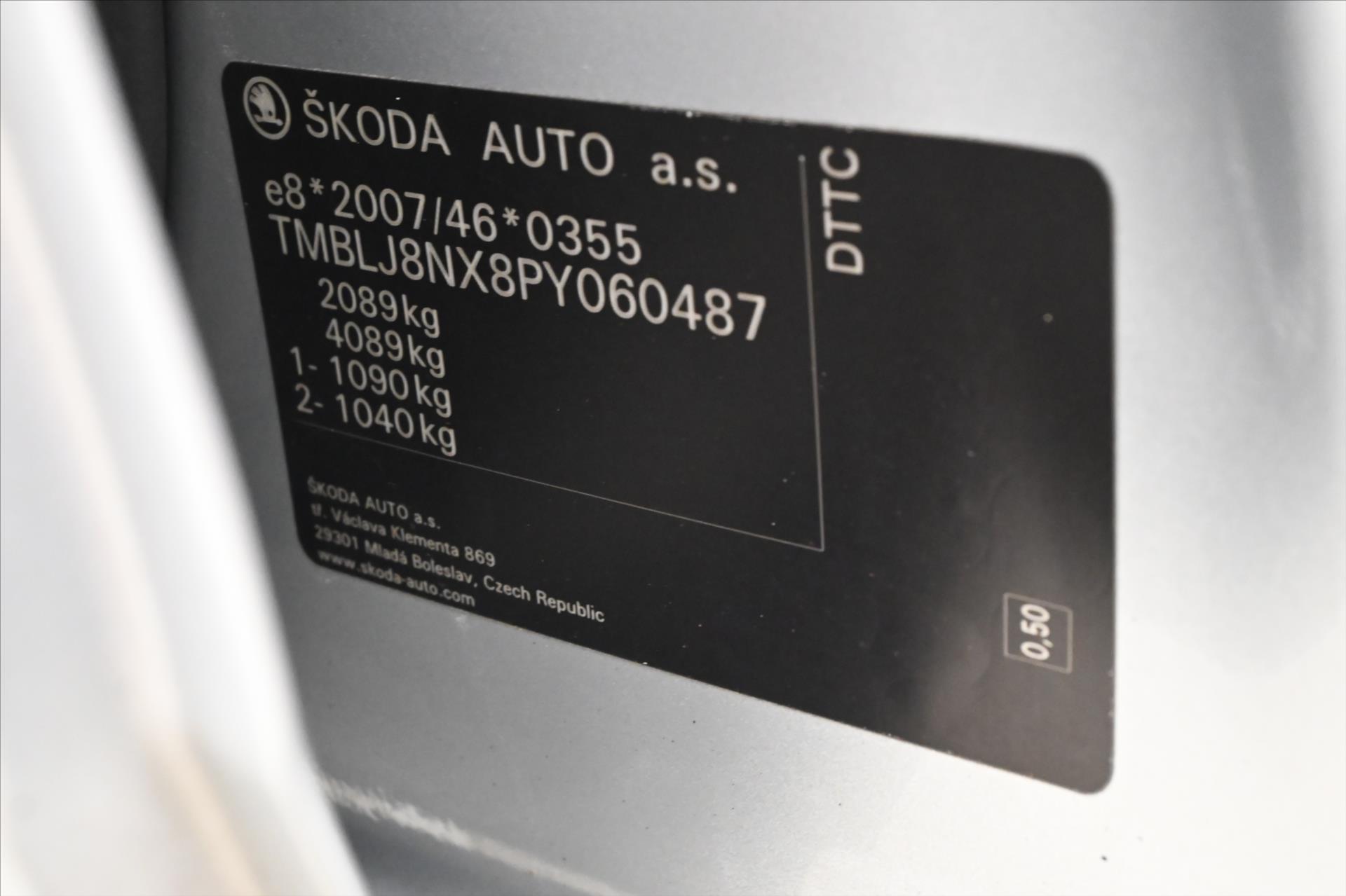 Hlavní fotografie vozu Škoda Octavia 2,0 TDI 110 kW DSG 4x4 NAVI Záruka až 5 let (13)